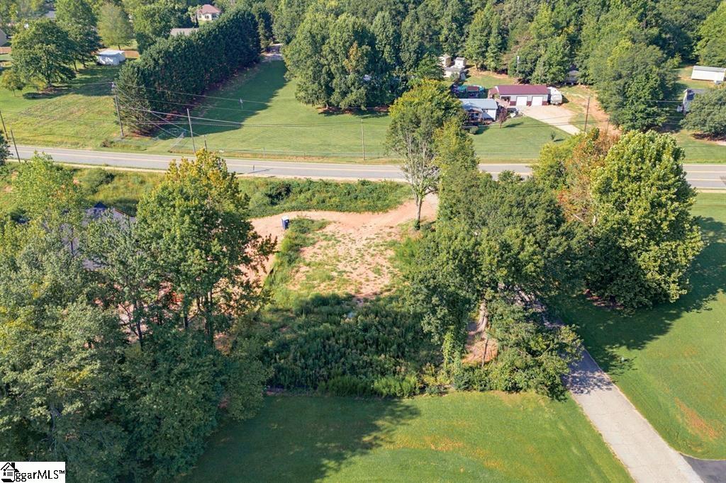 304 Shoreham Lane Property Photo 4