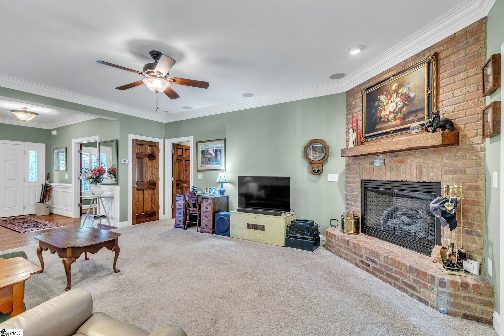 100 Sommerset Lane Property Photo 15