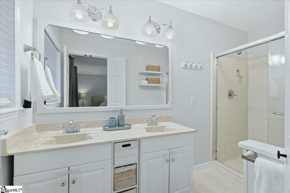 500 Pinewood Drive Property Photo 18