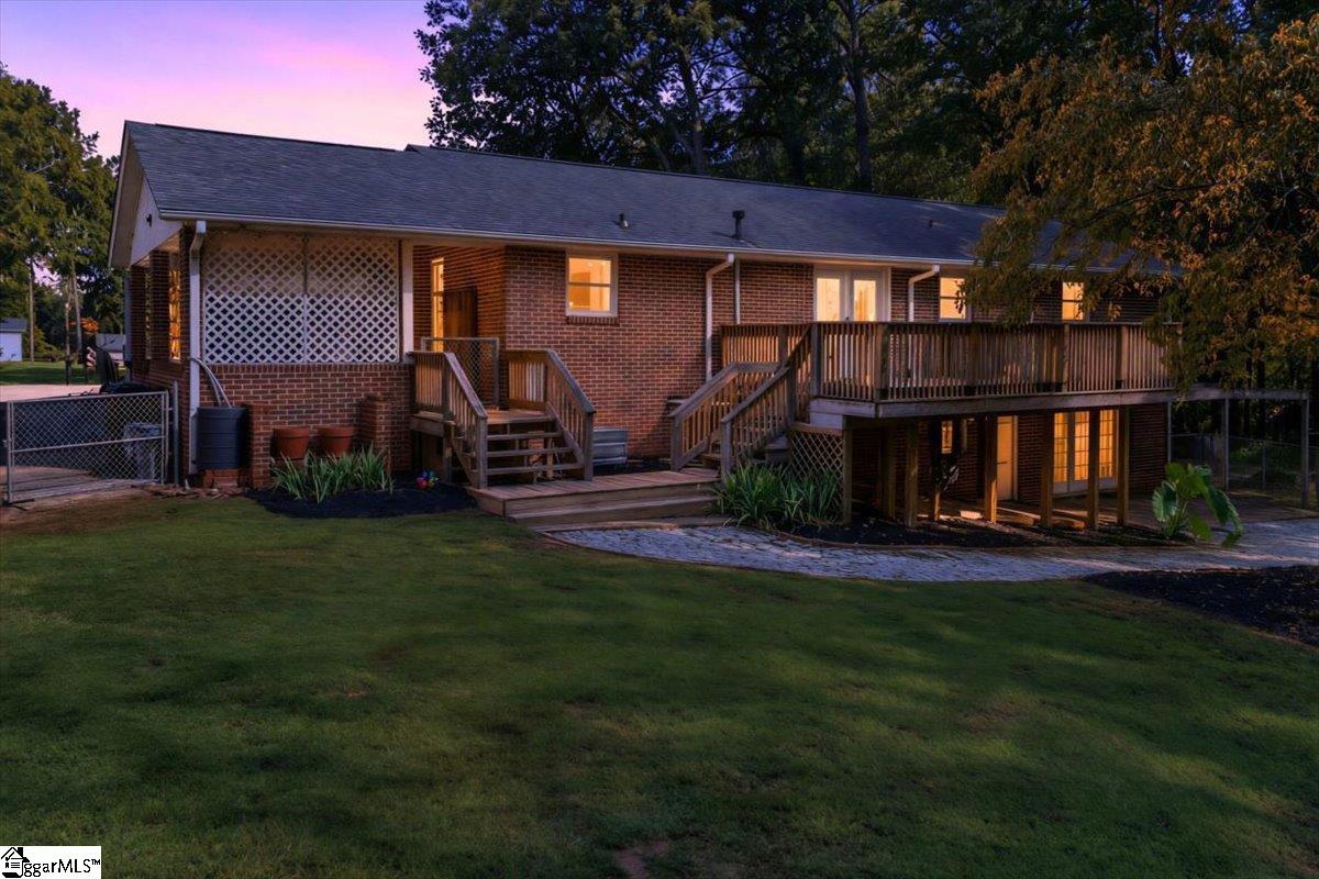 500 Pinewood Drive Property Photo 43