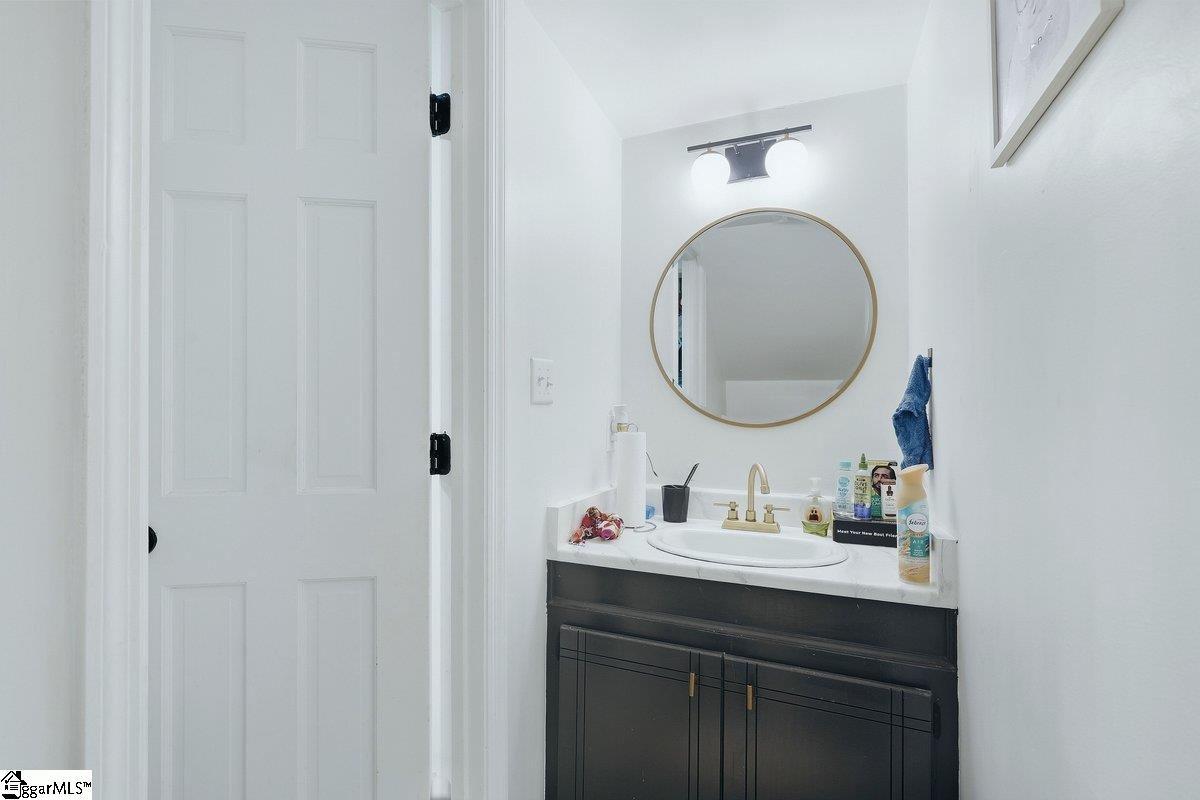 51 Hidden Spings Road Property Photo 12