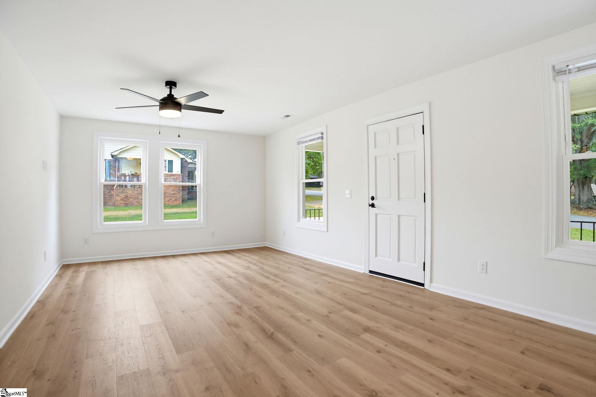 23 Spring Street Property Photo 5