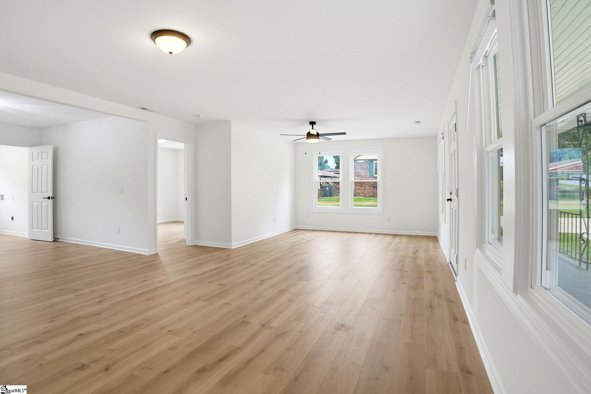 23 Spring Street Property Photo 8