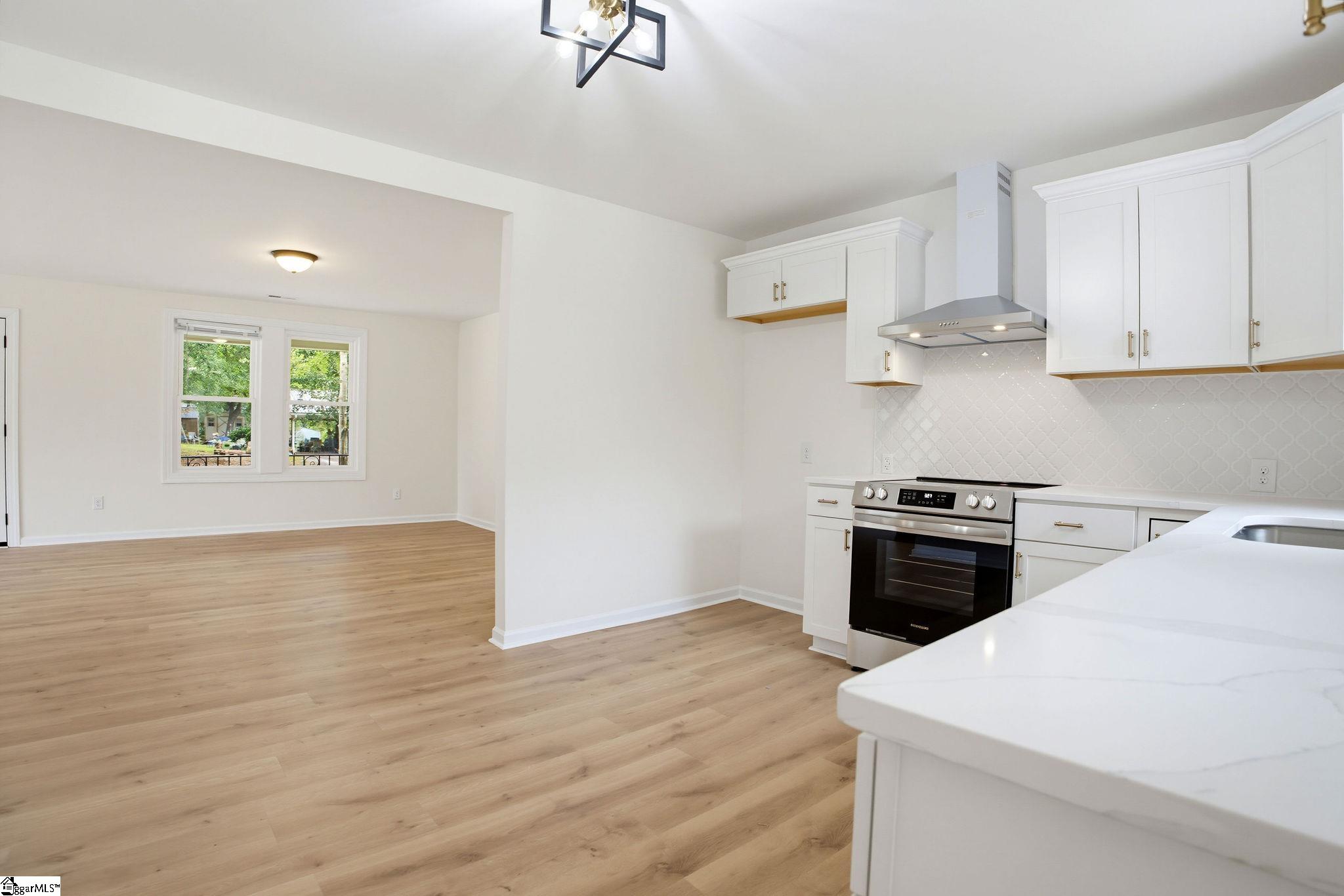 23 Spring Street Property Photo 12