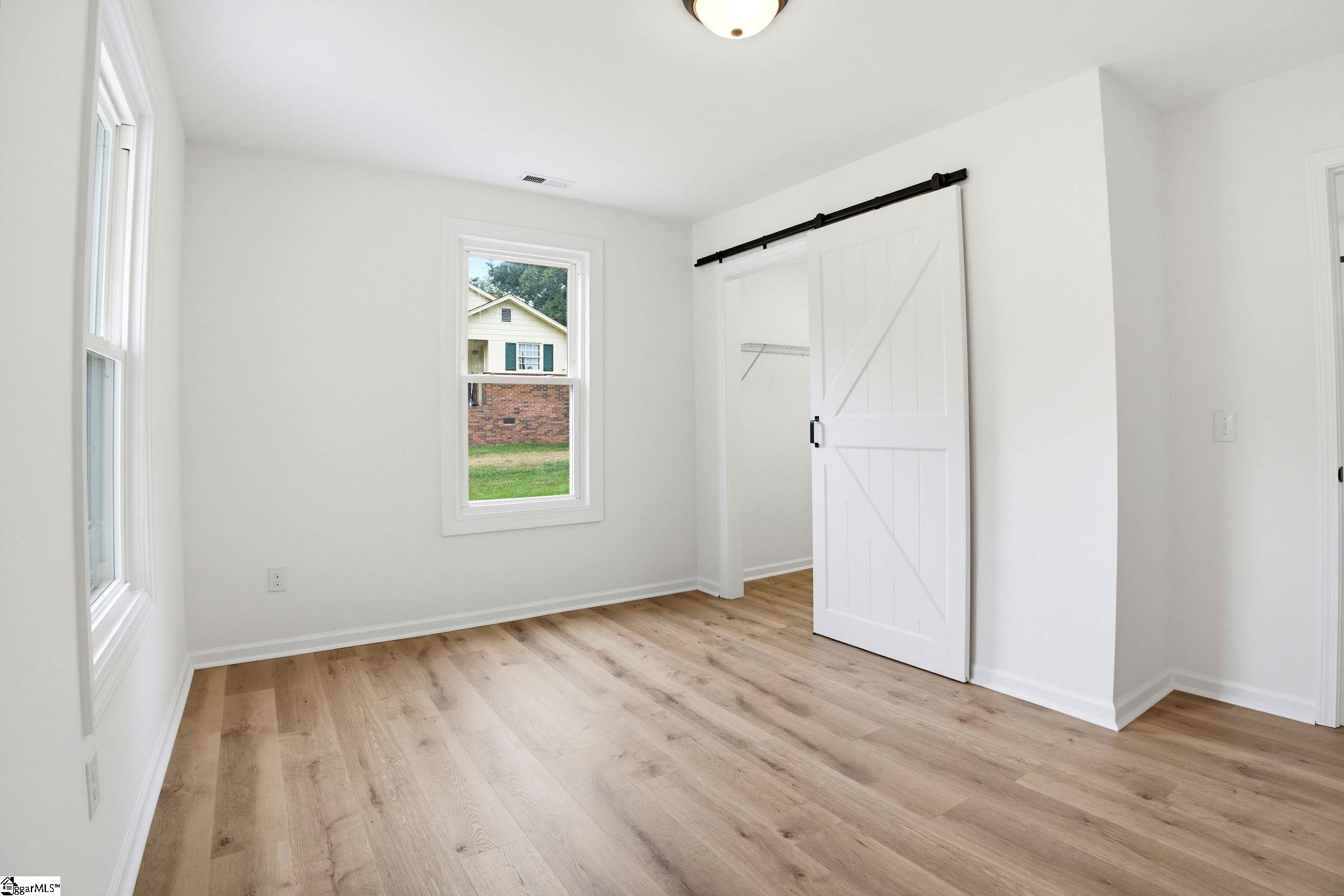 23 Spring Street Property Photo 16