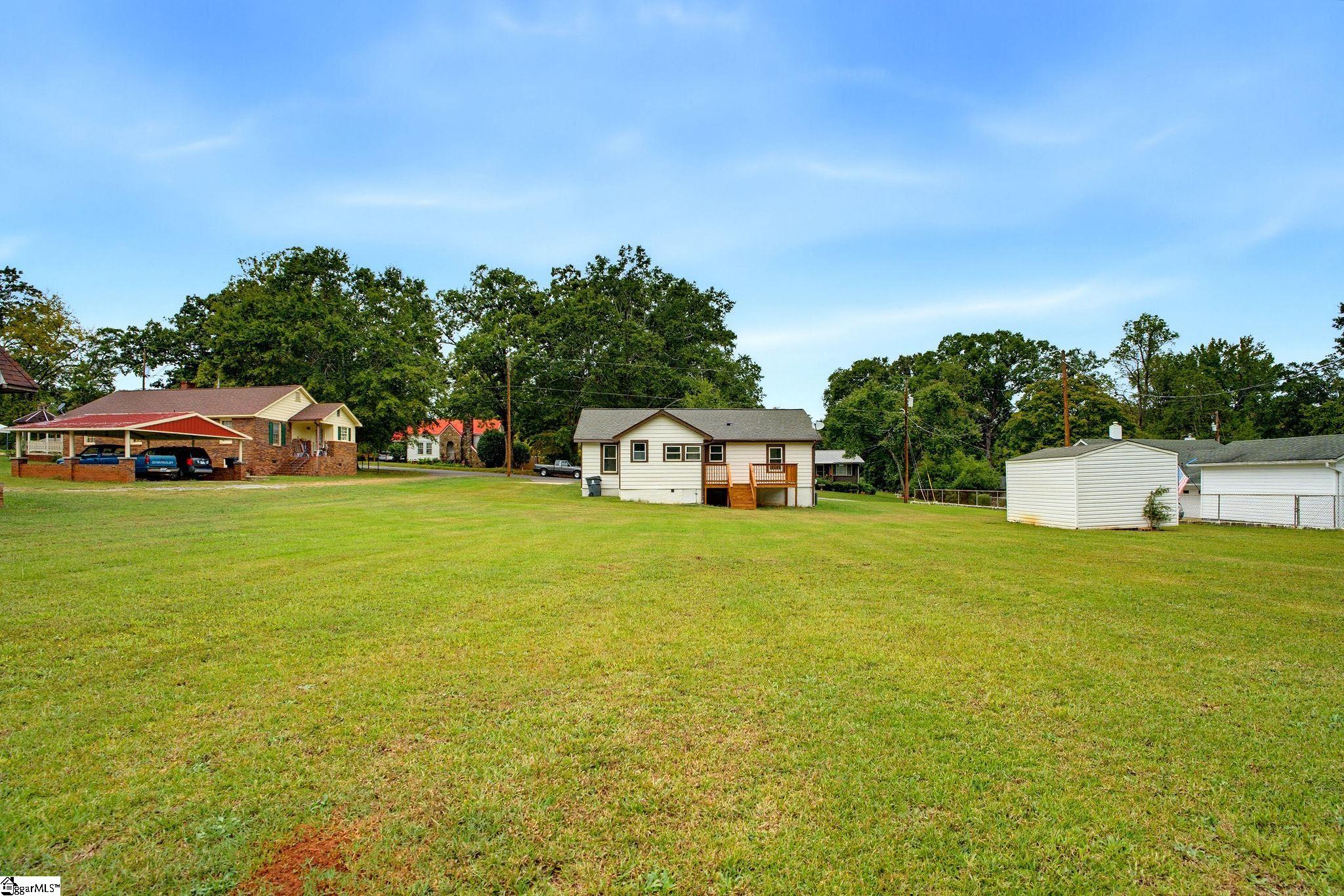 23 Spring Street Property Photo 41