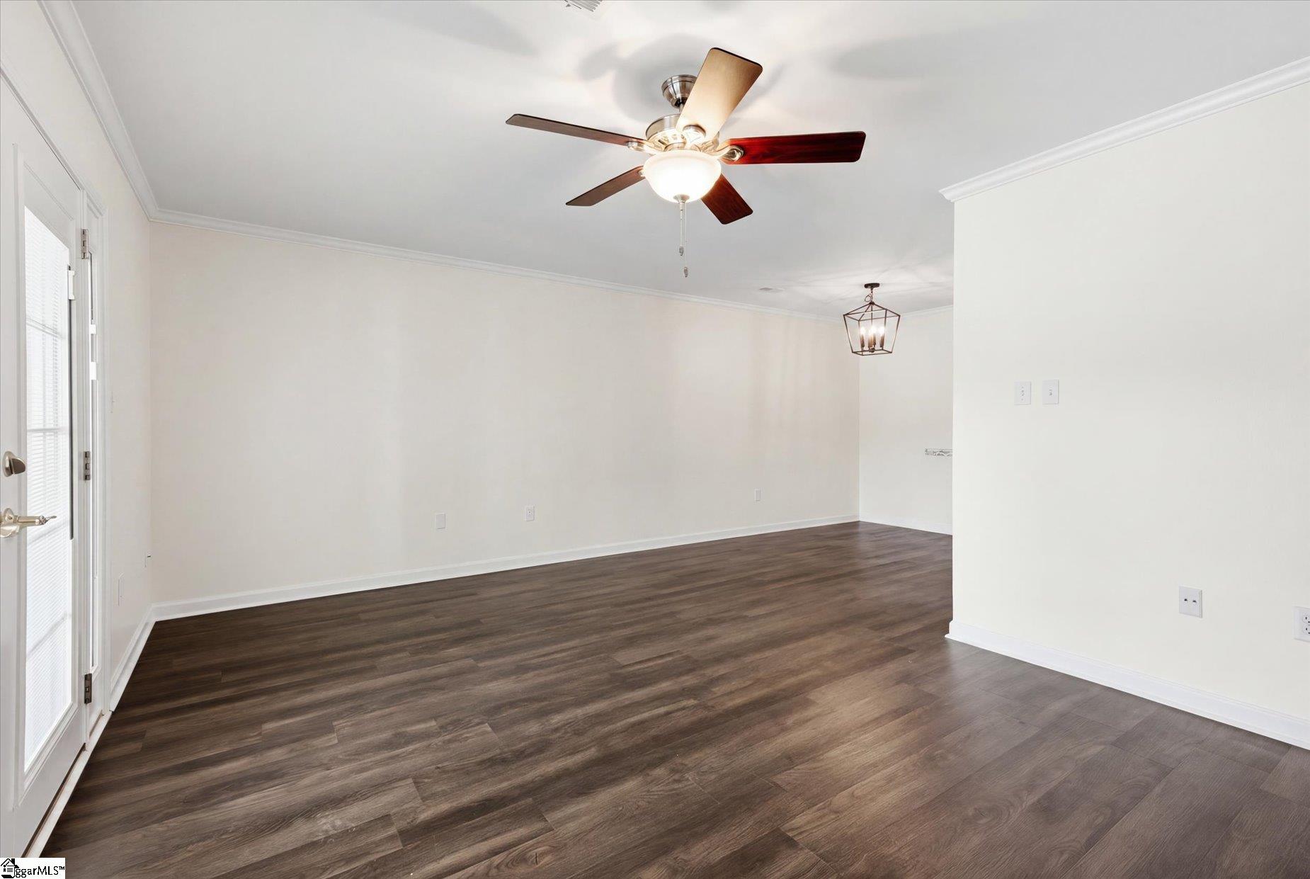925 Cleveland Street Property Photo 9