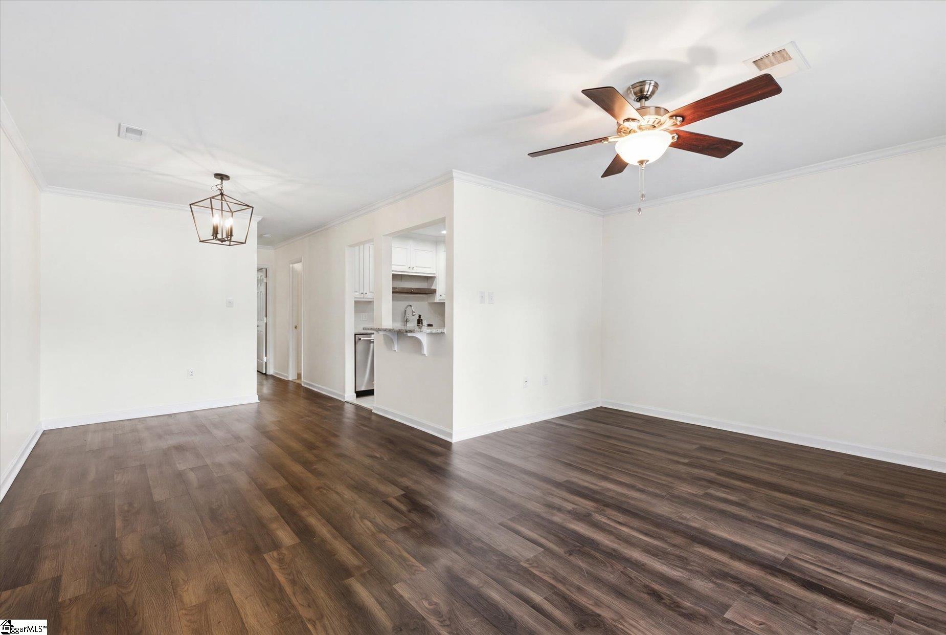 925 Cleveland Street Property Photo 10