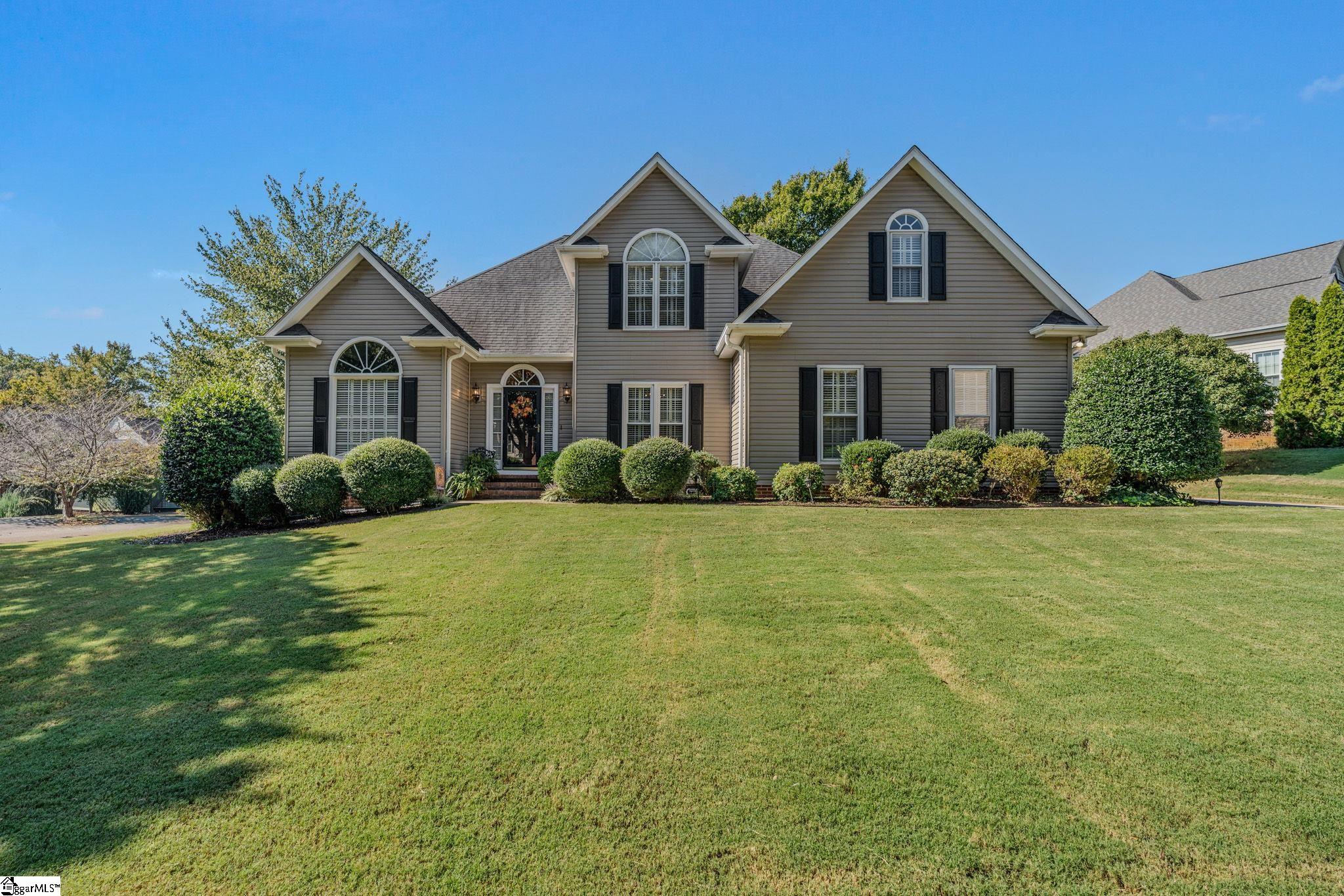 102 Smith Hollow Drive Property Photo 1