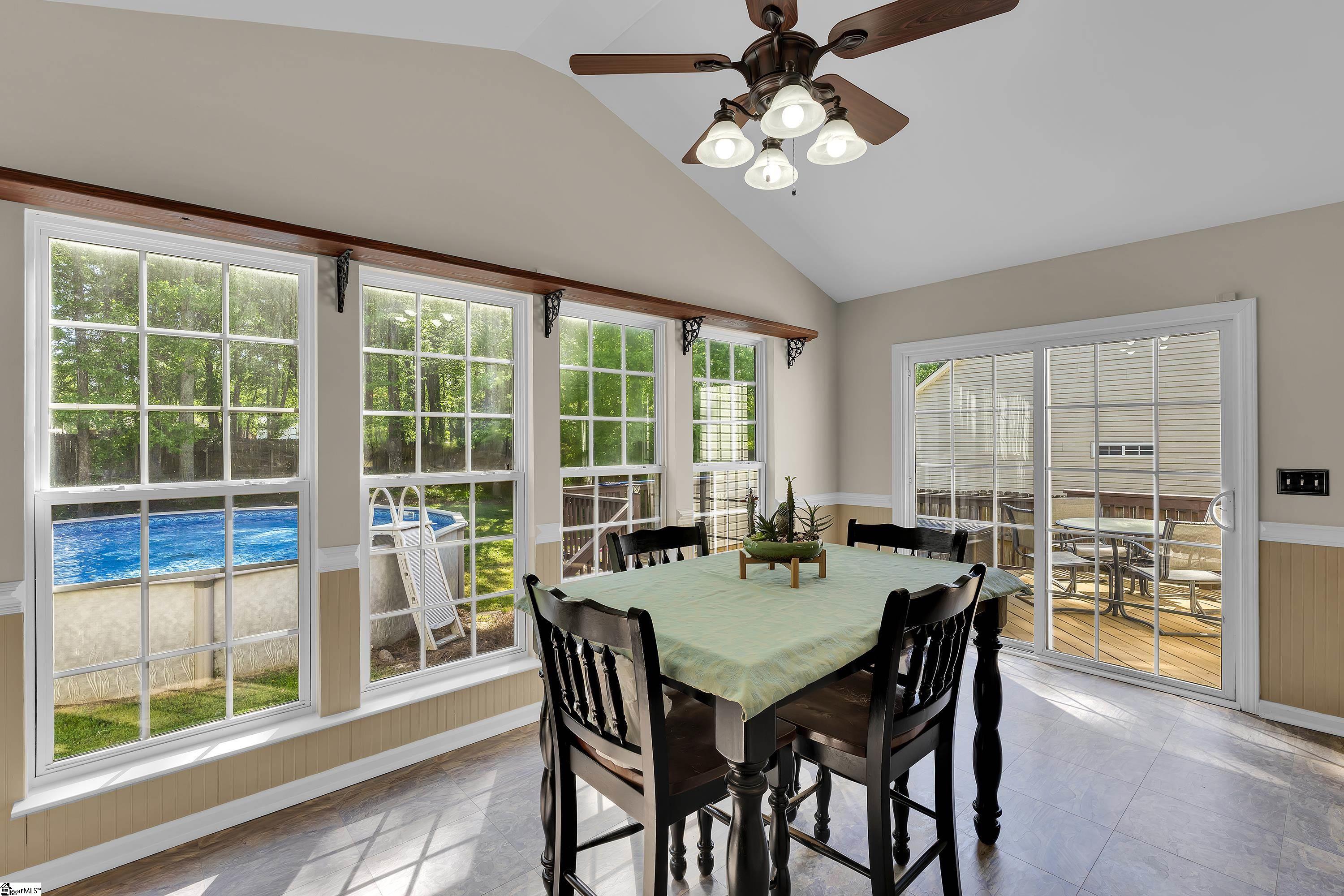 415 Scarlet Oak Drive Property Photo 12