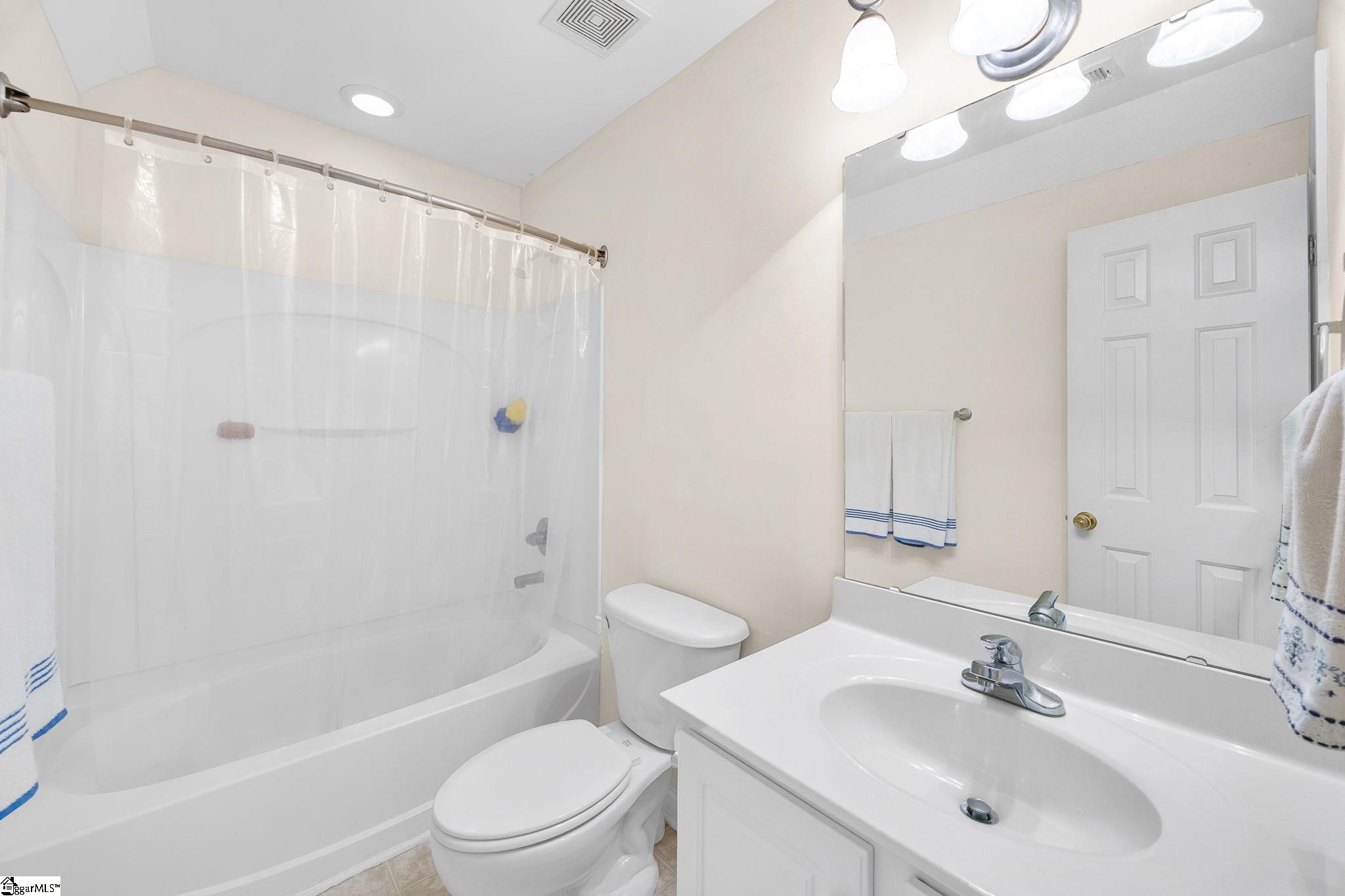 105 Ledgewood Way Property Photo 18
