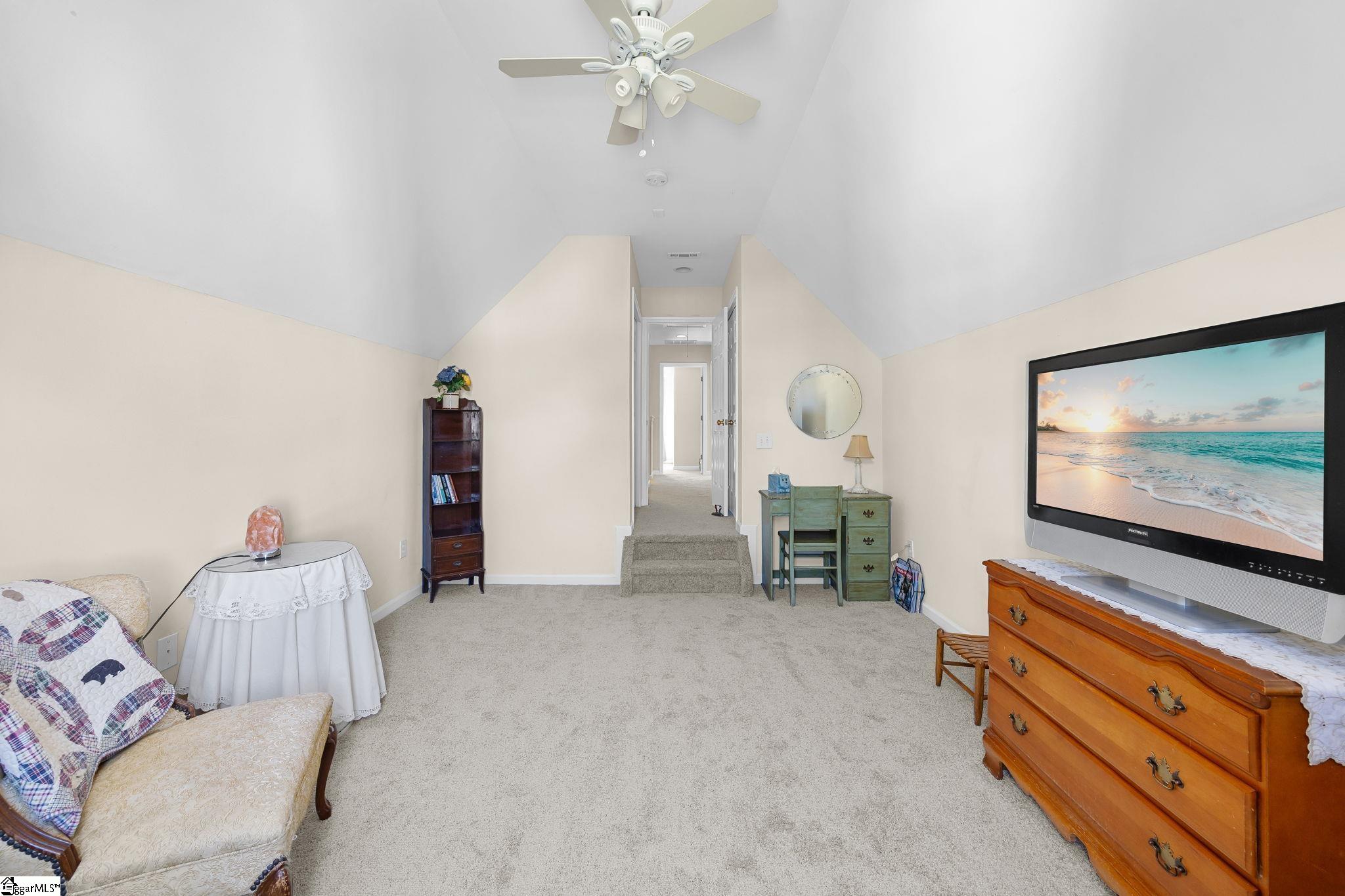 105 Ledgewood Way Property Photo 20
