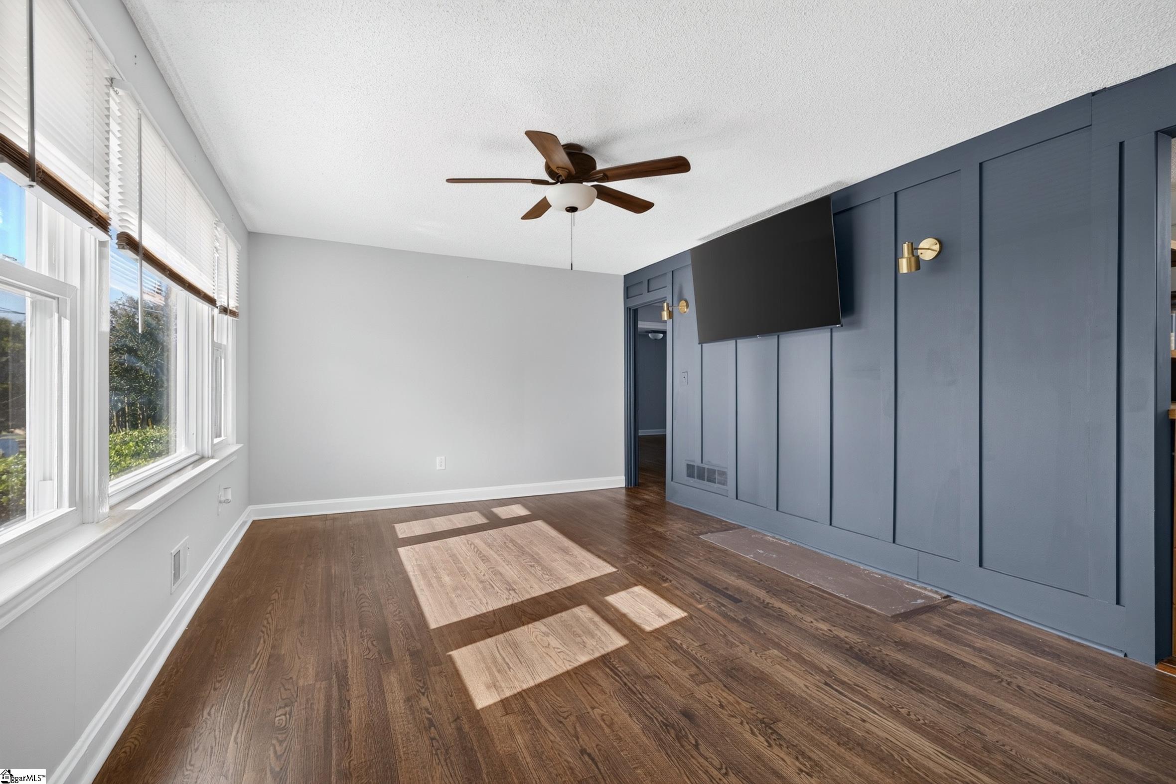 24 Maudie Street Property Photo 9