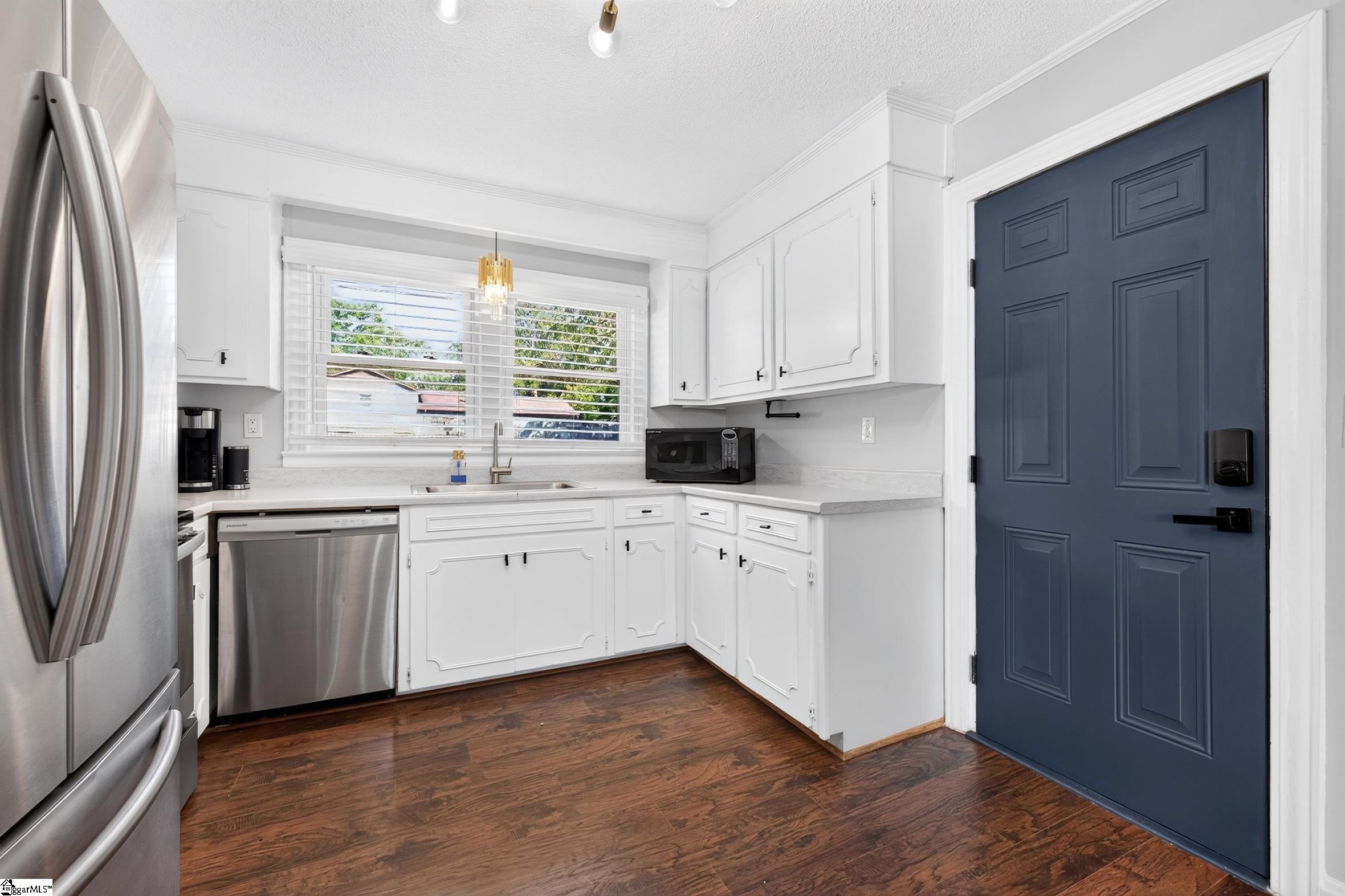 24 Maudie Street Property Photo 19