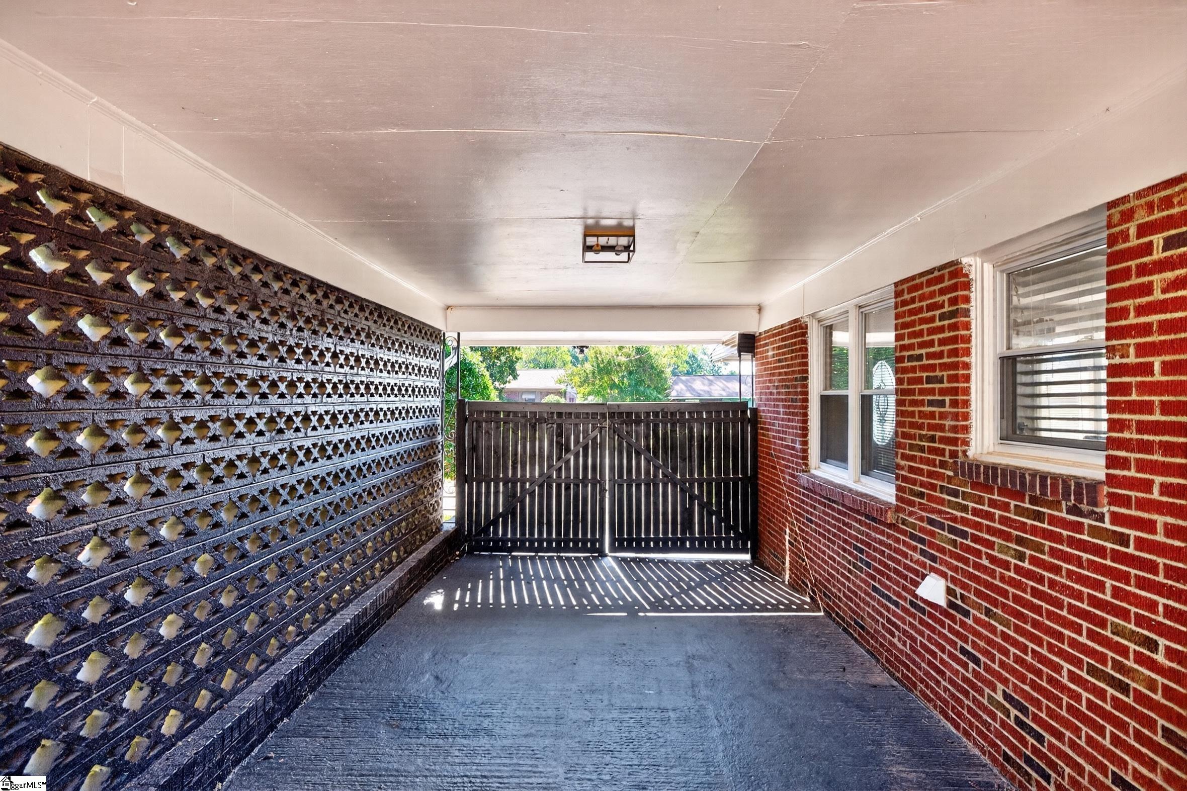 24 Maudie Street Property Photo 42