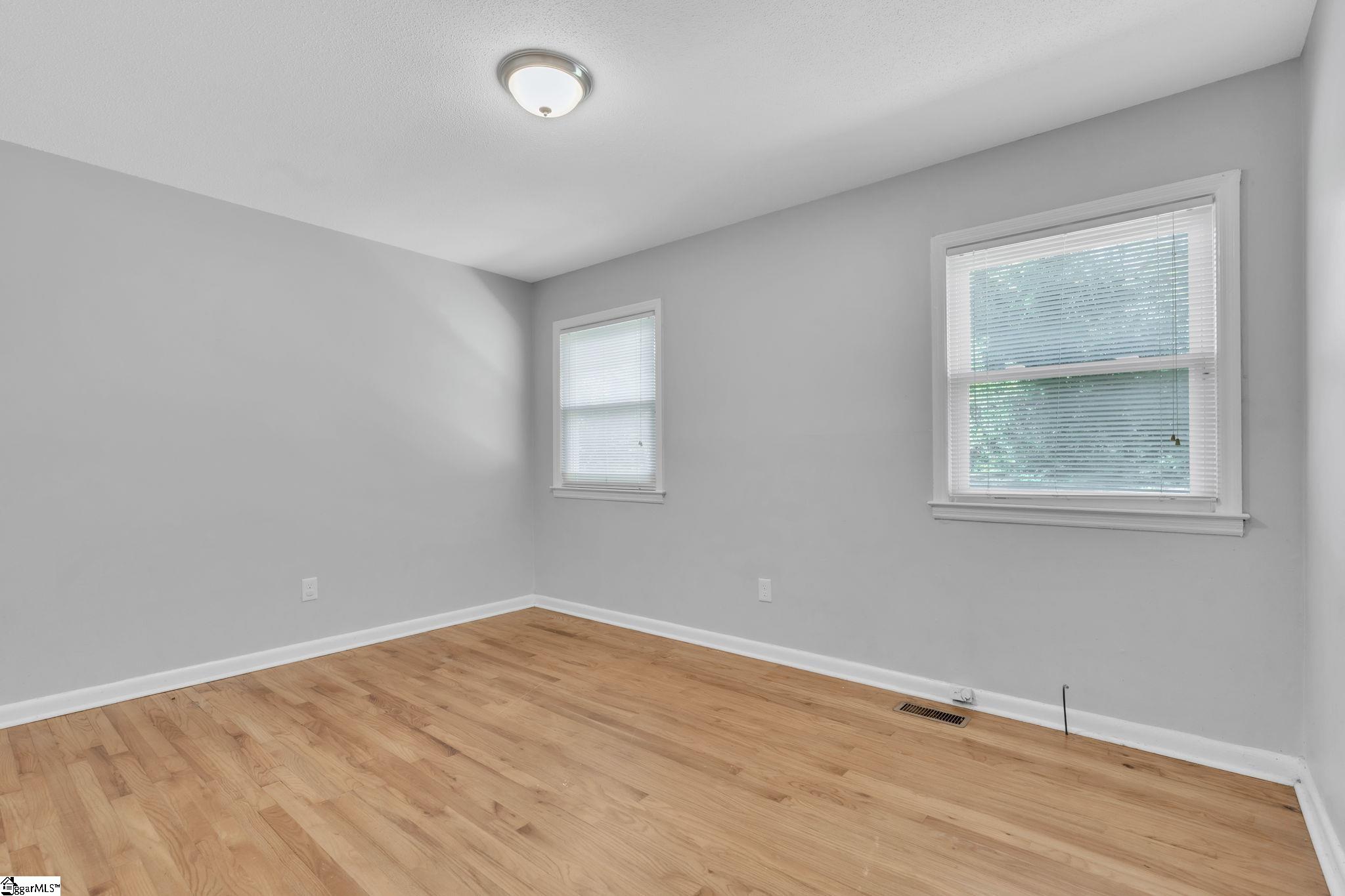 161 Home Street Property Photo 10