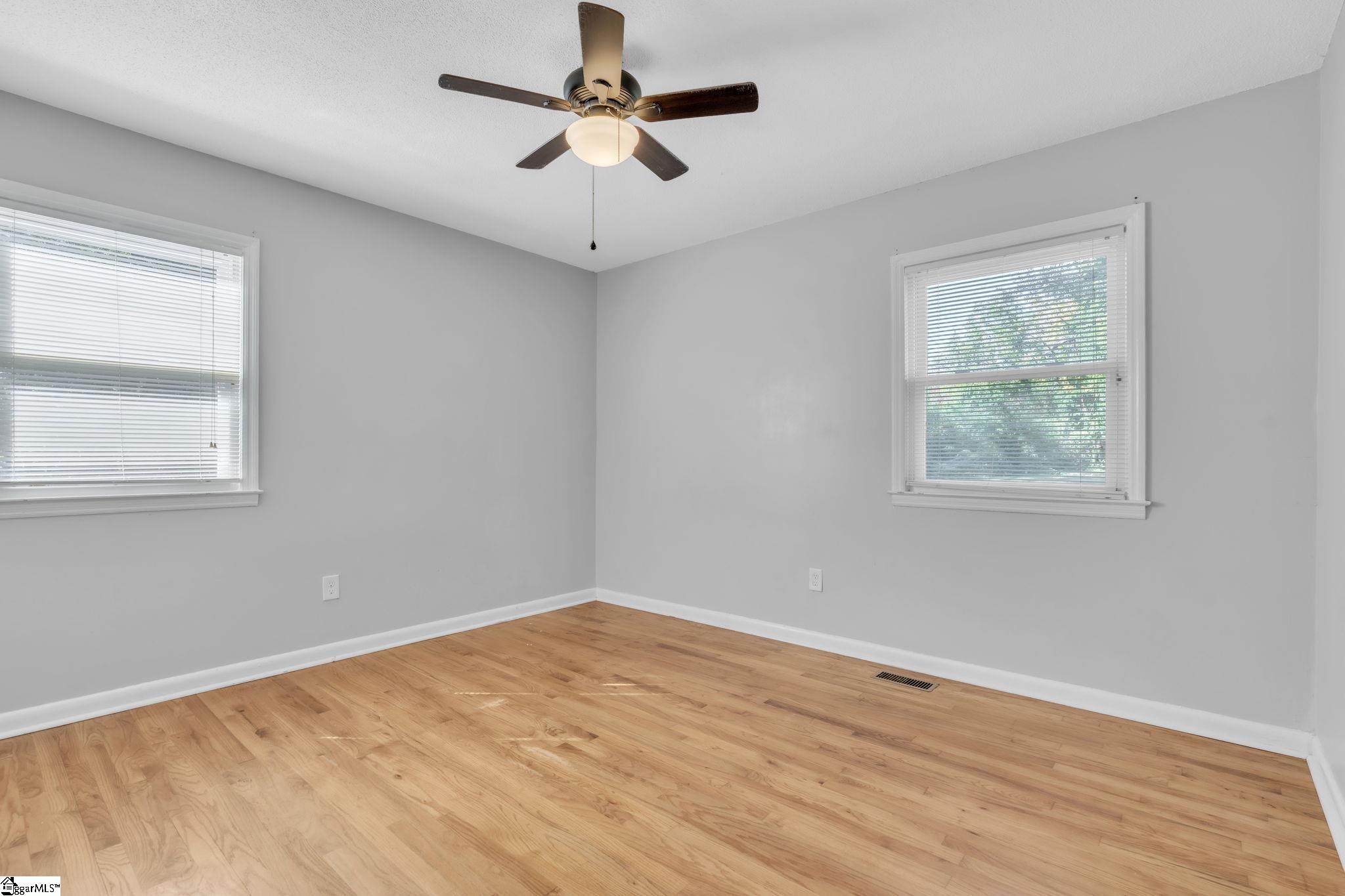 161 Home Street Property Photo 14