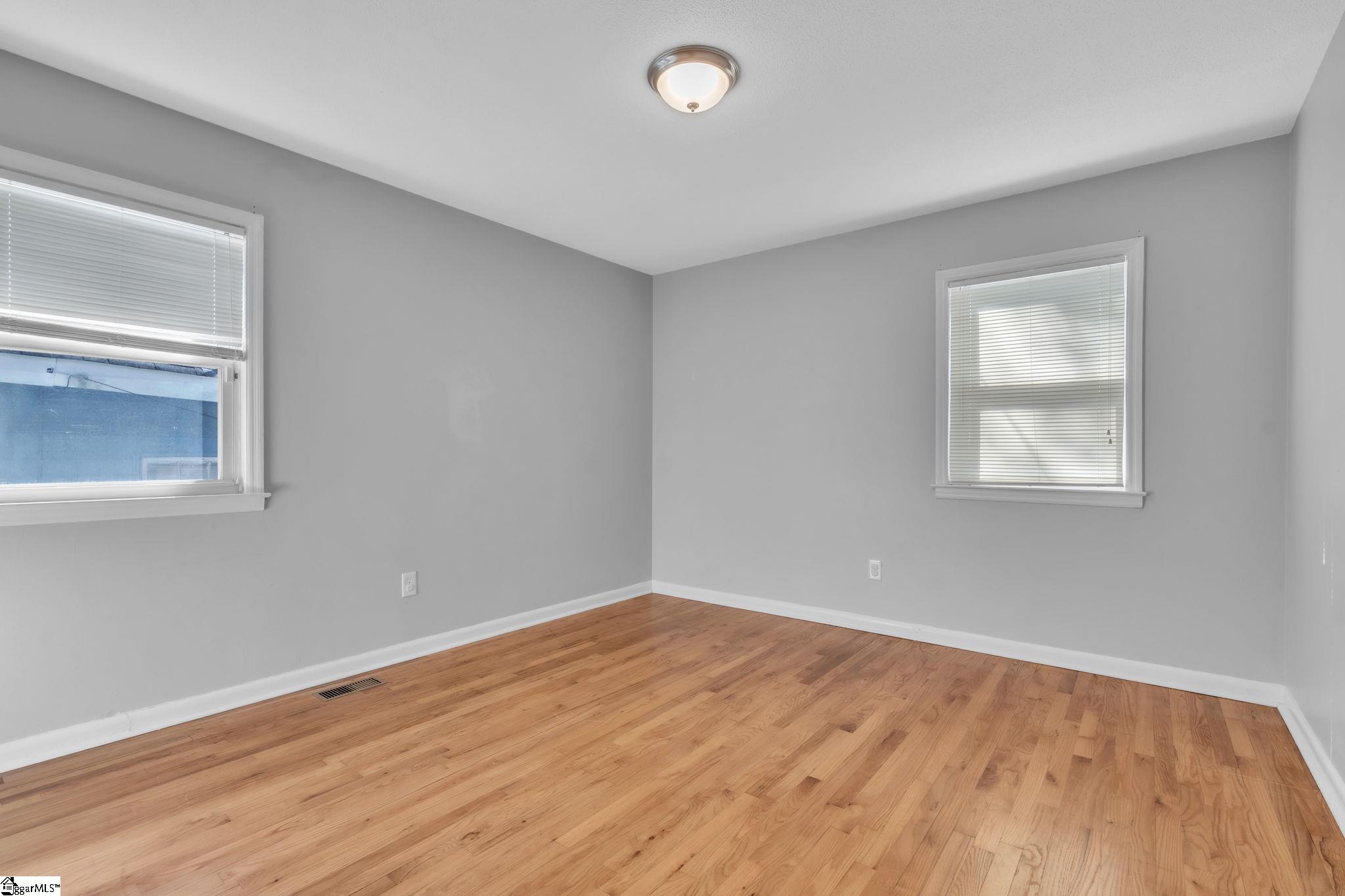 161 Home Street Property Photo 18