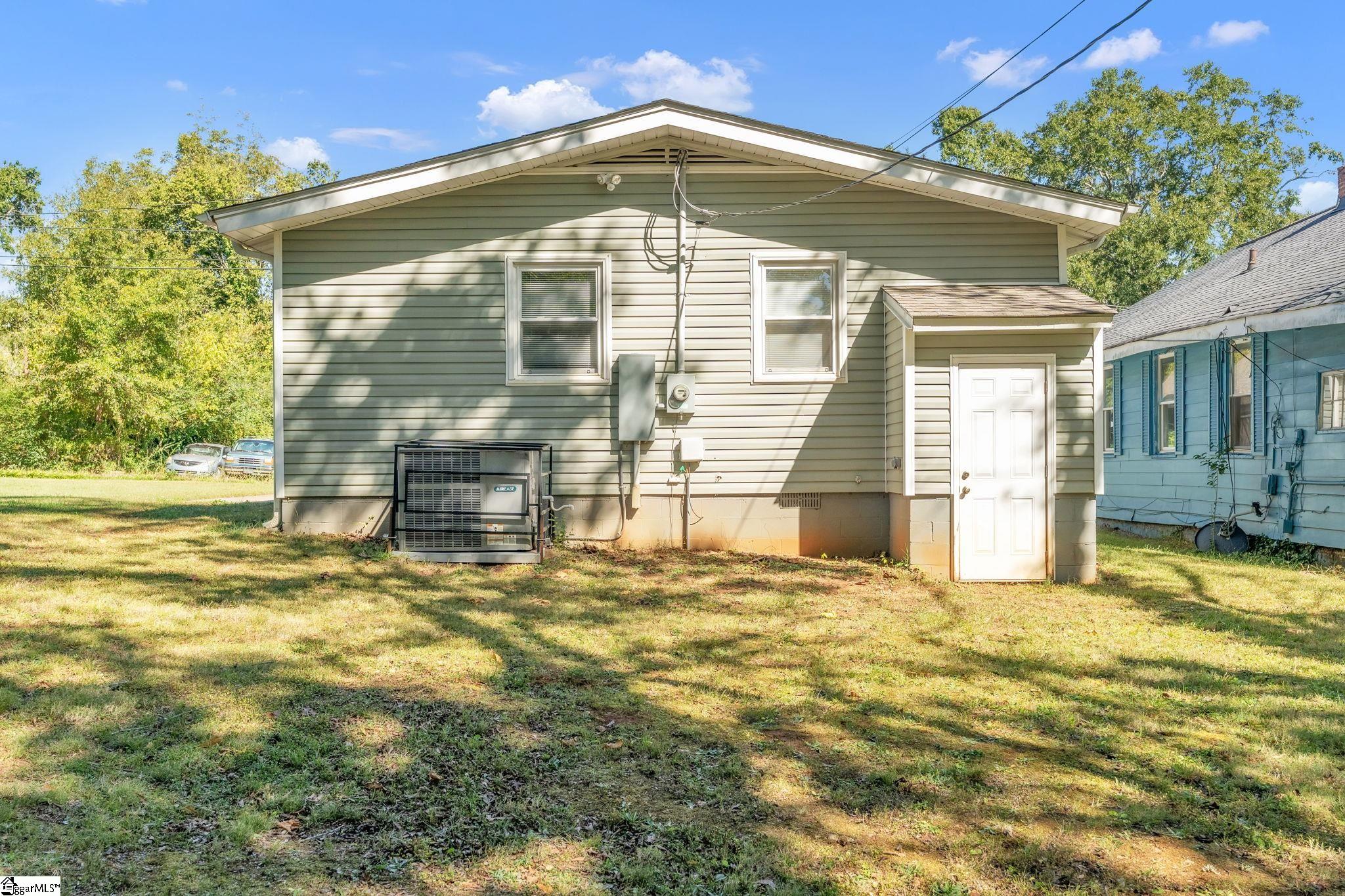 161 Home Street Property Photo 23