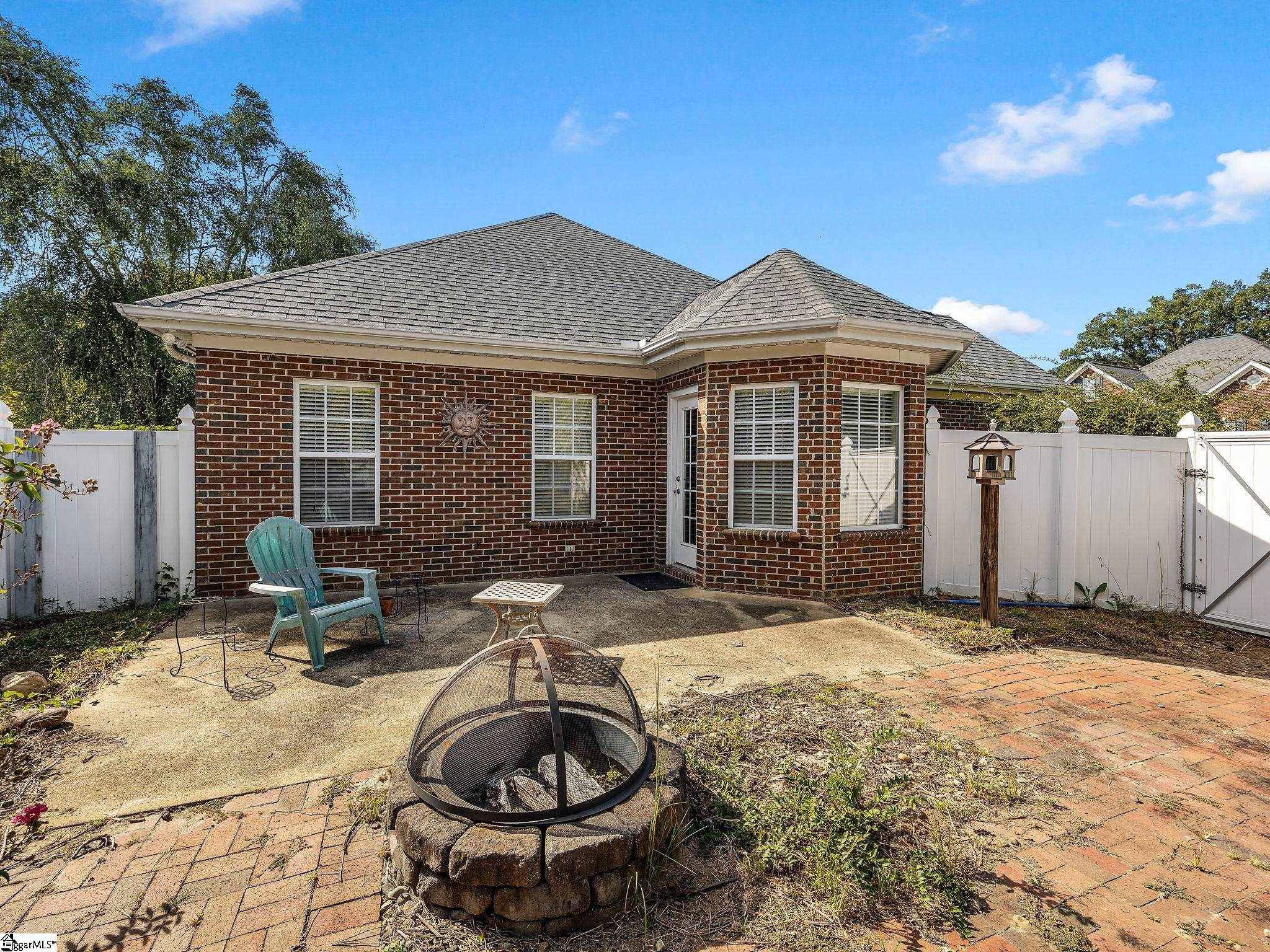 101 Banbury Circle Property Photo 36