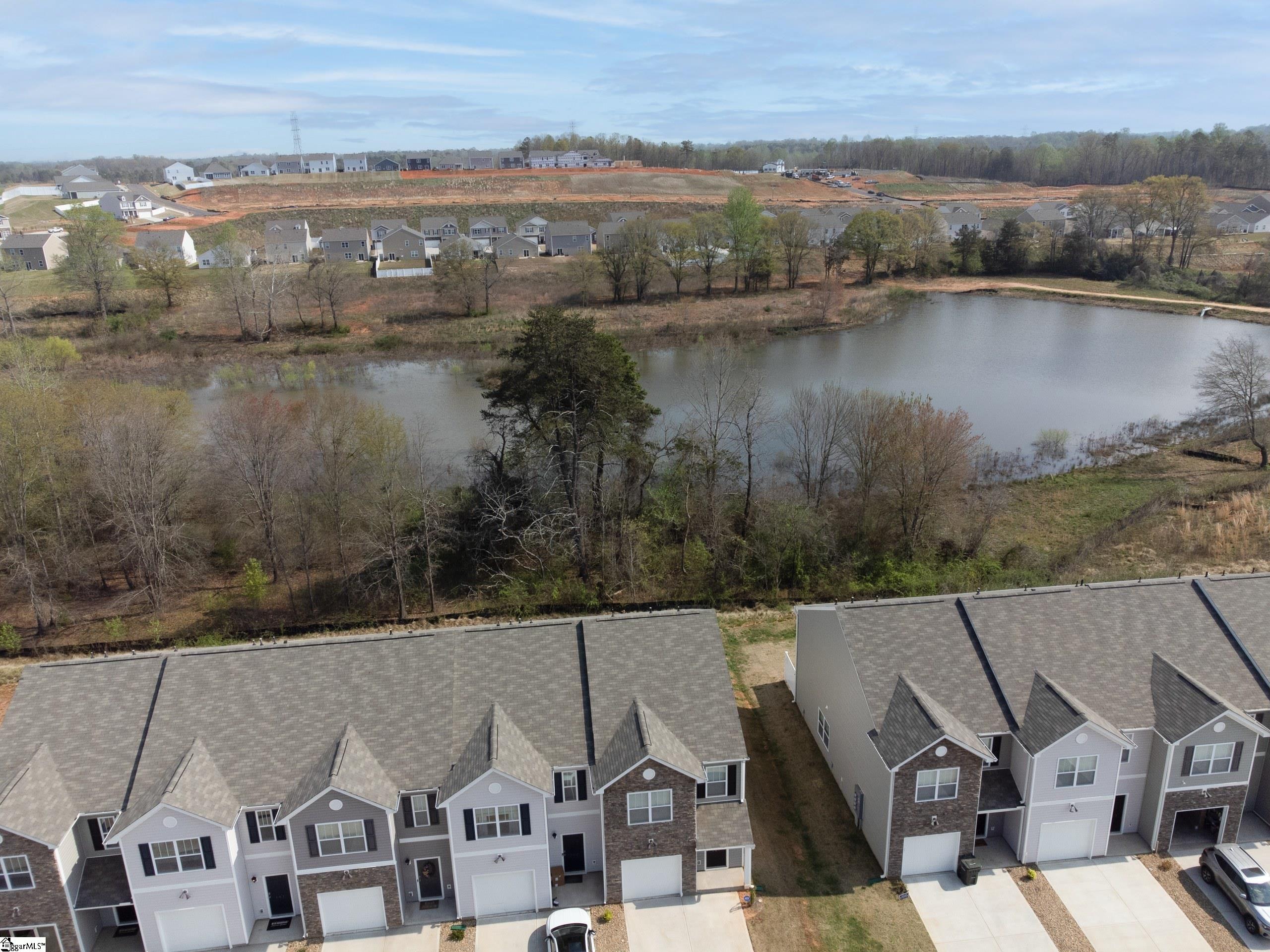 107 Sunriff Court Property Photo 28