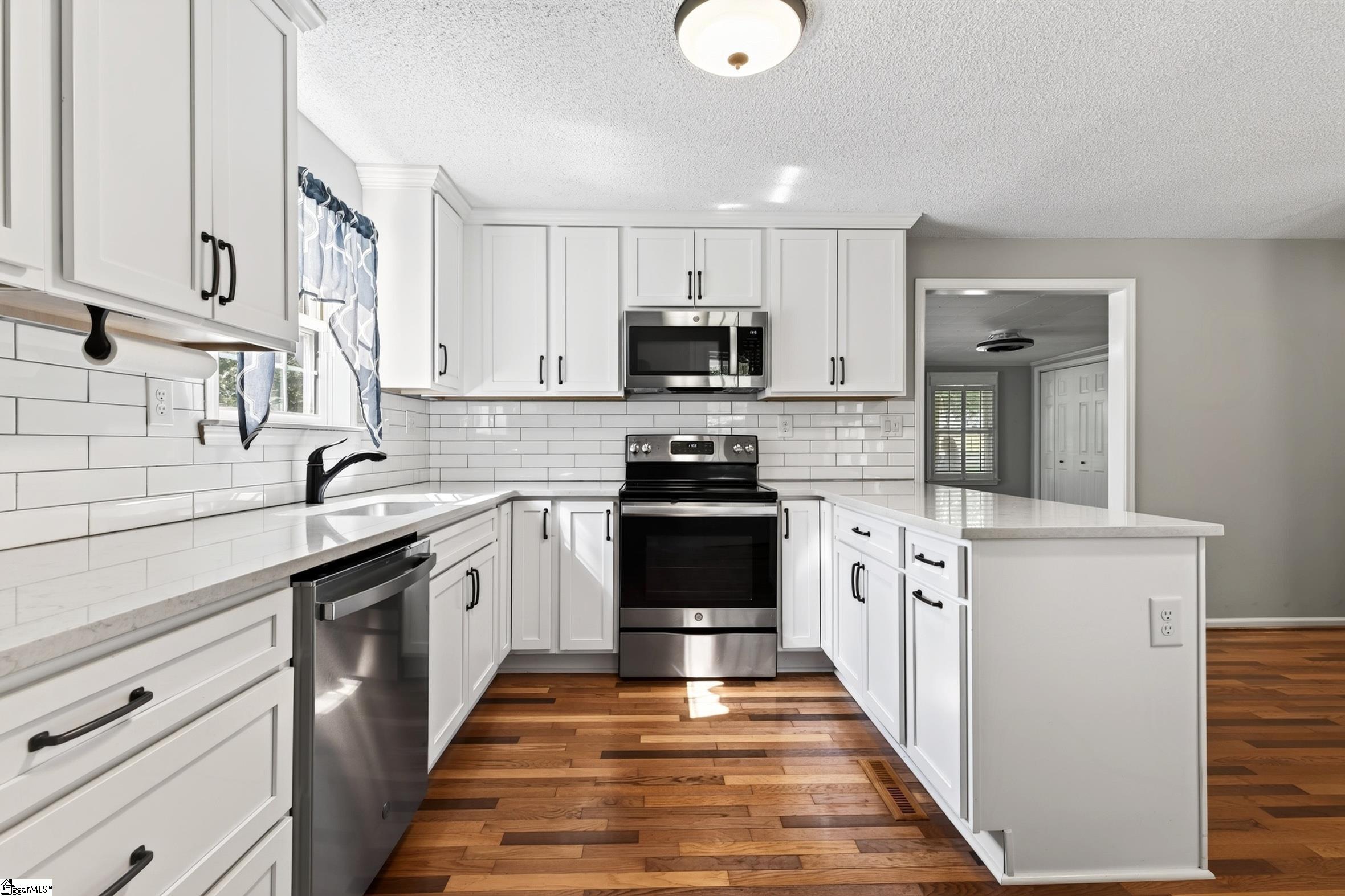100 Kennel Drive Property Photo 18