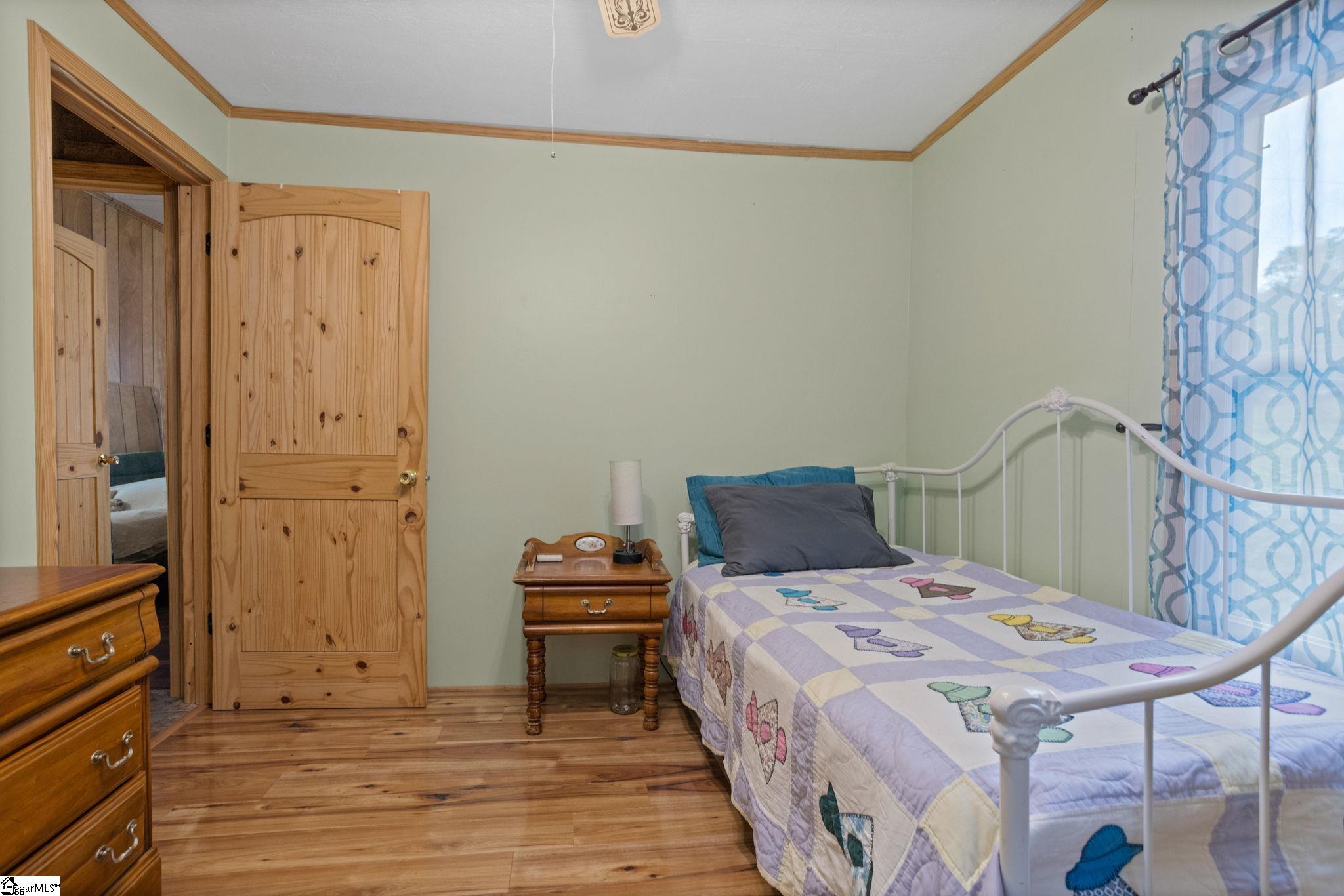 10 Hollywood Street Property Photo 13