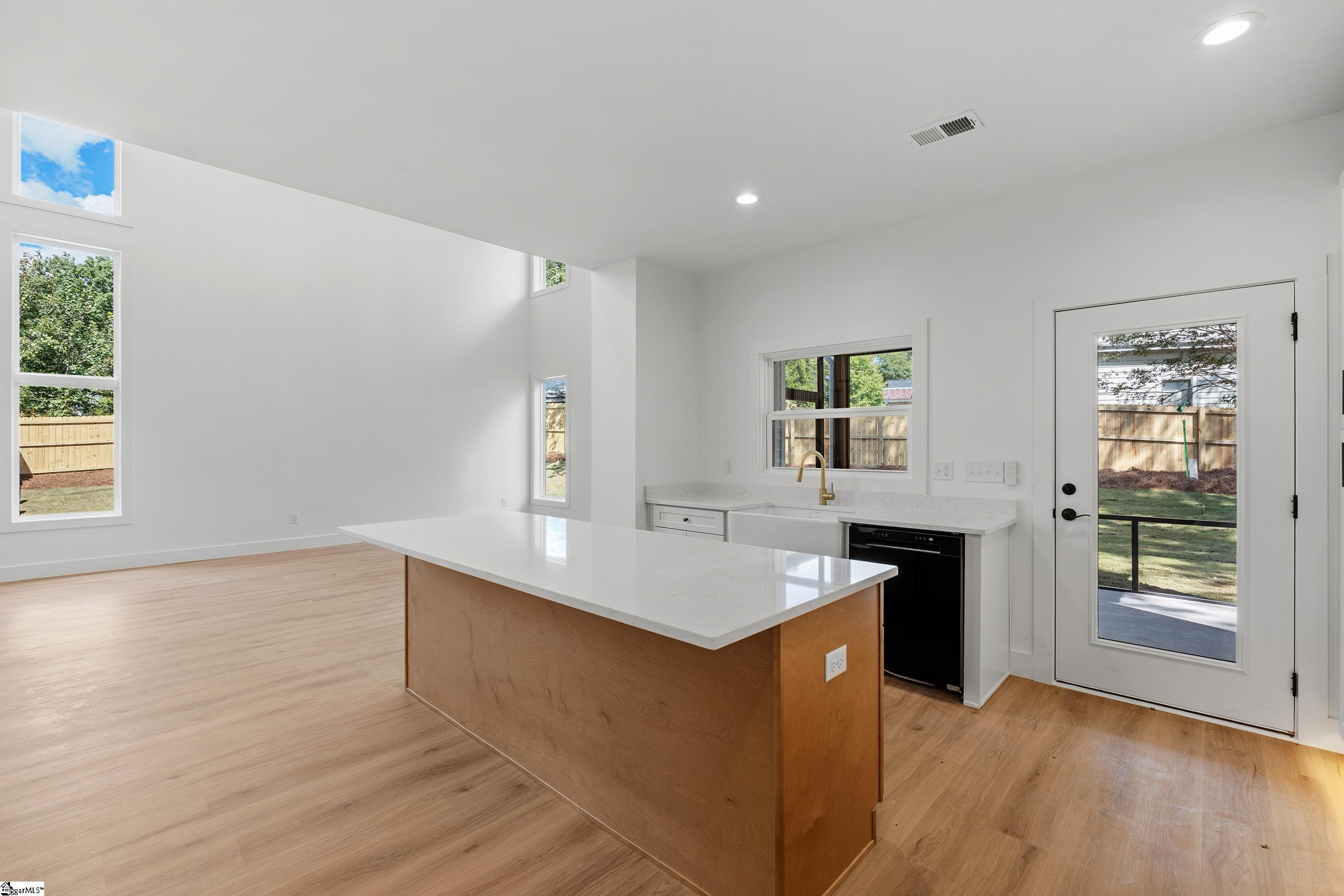 119 Park Drive Property Photo 16
