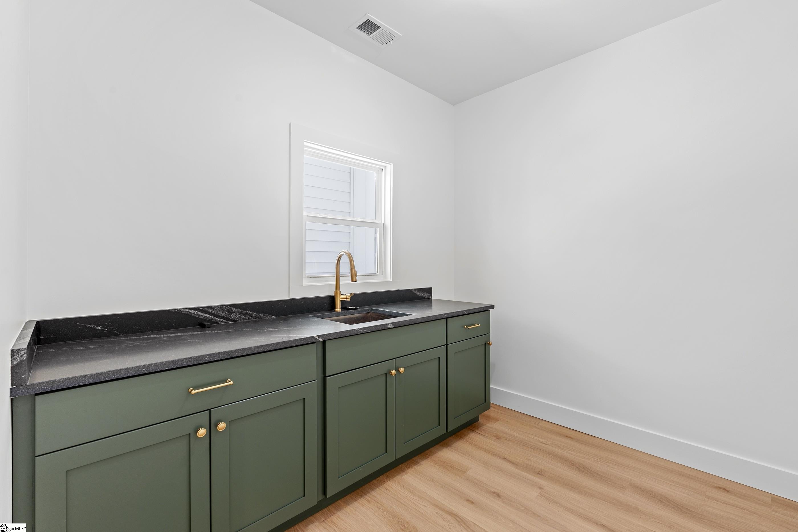 119 Park Drive Property Photo 27