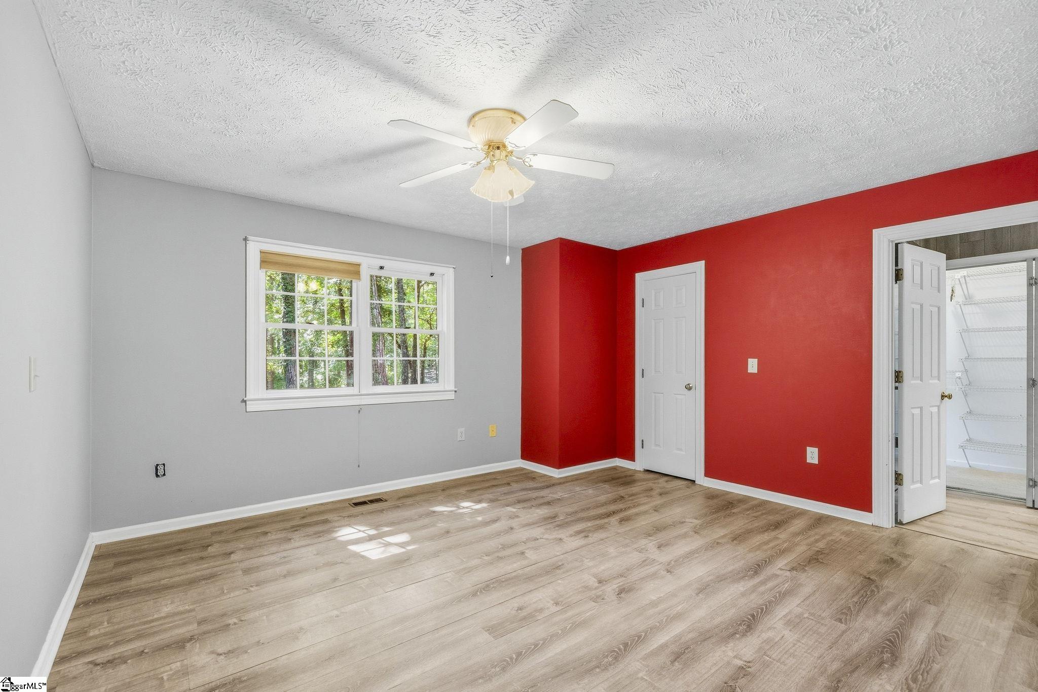 3 Eastern Pointe Property Photo 19