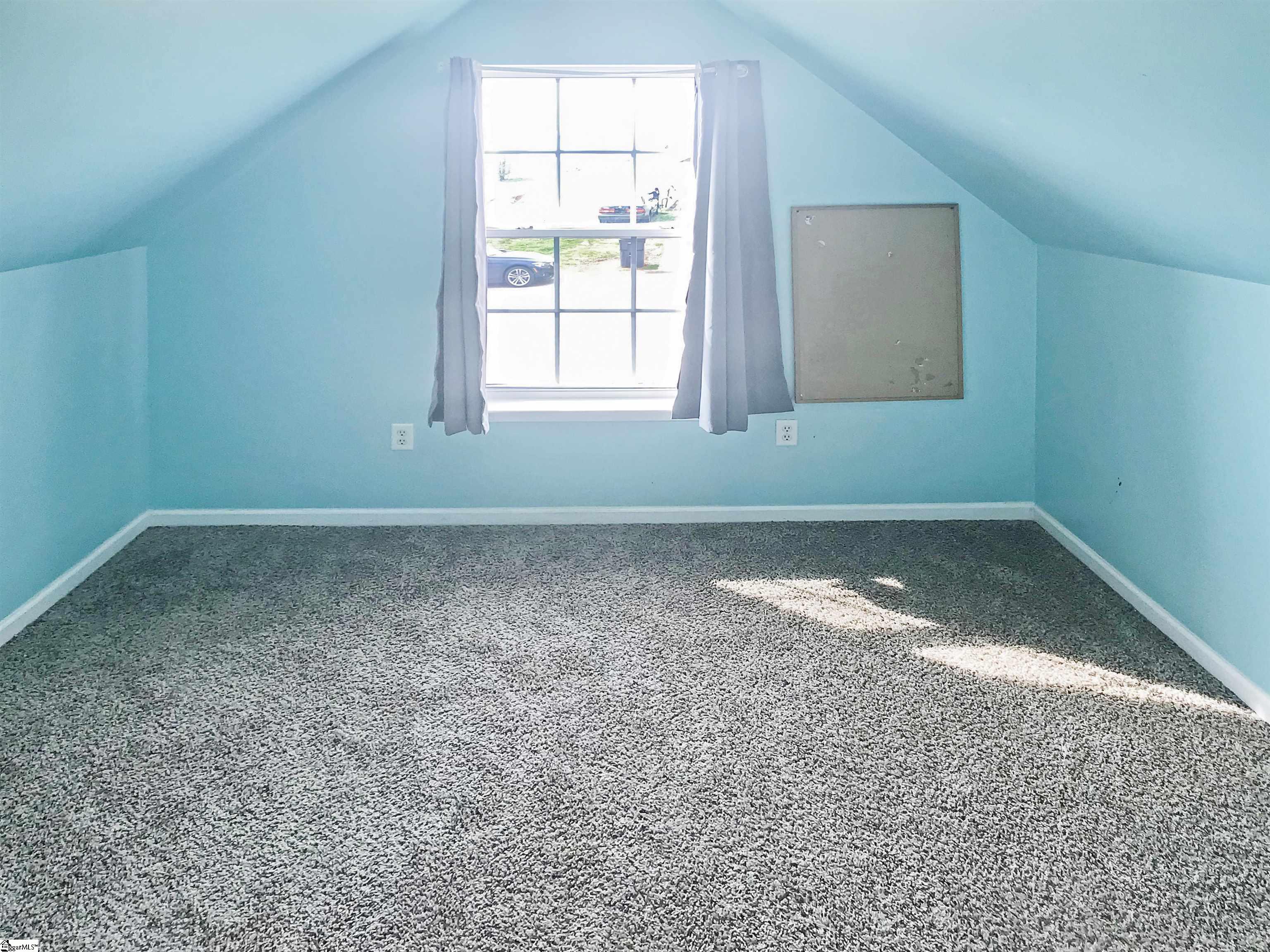 1605824 Property Photo 14