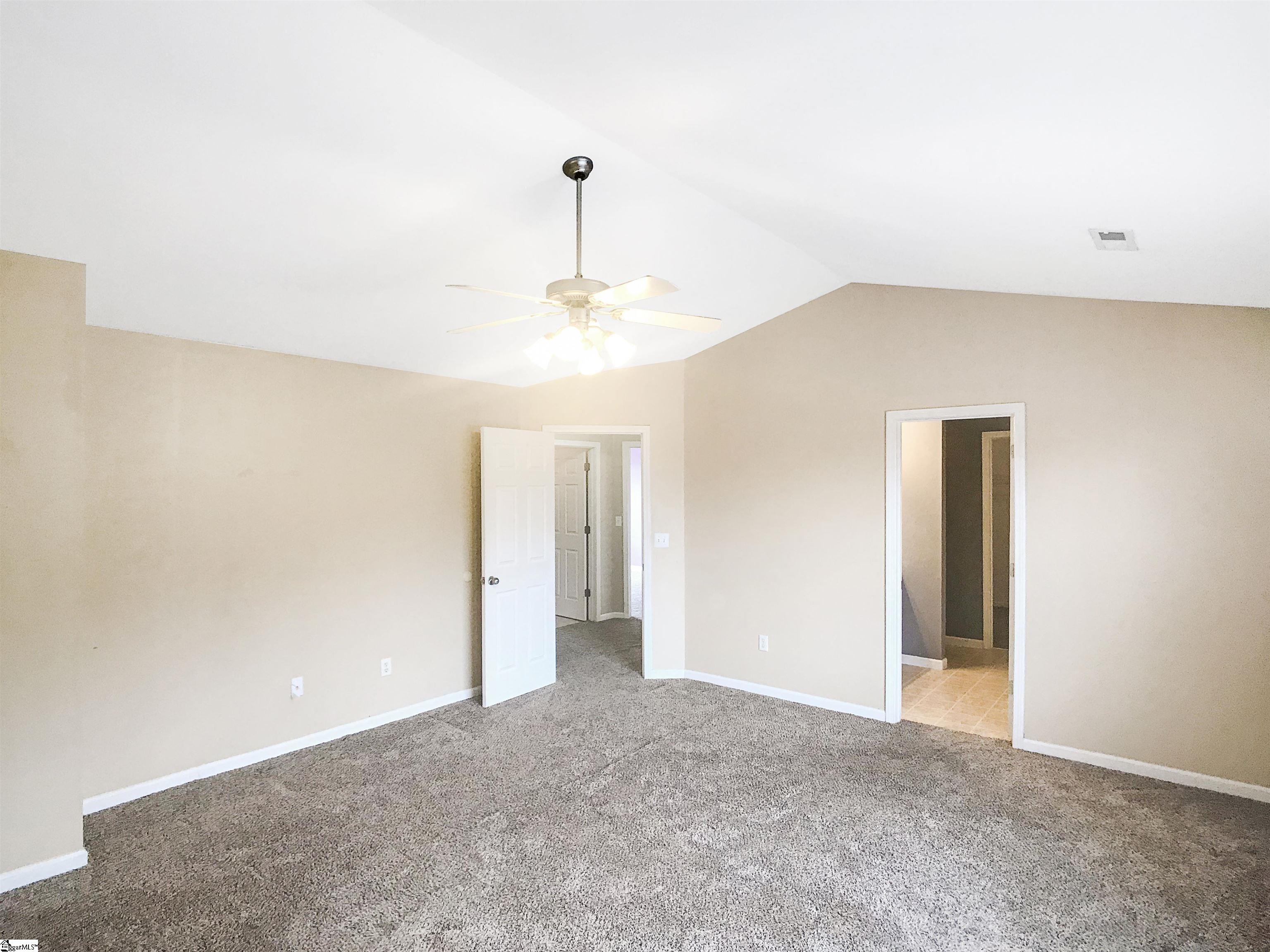 1605824 Property Photo 16