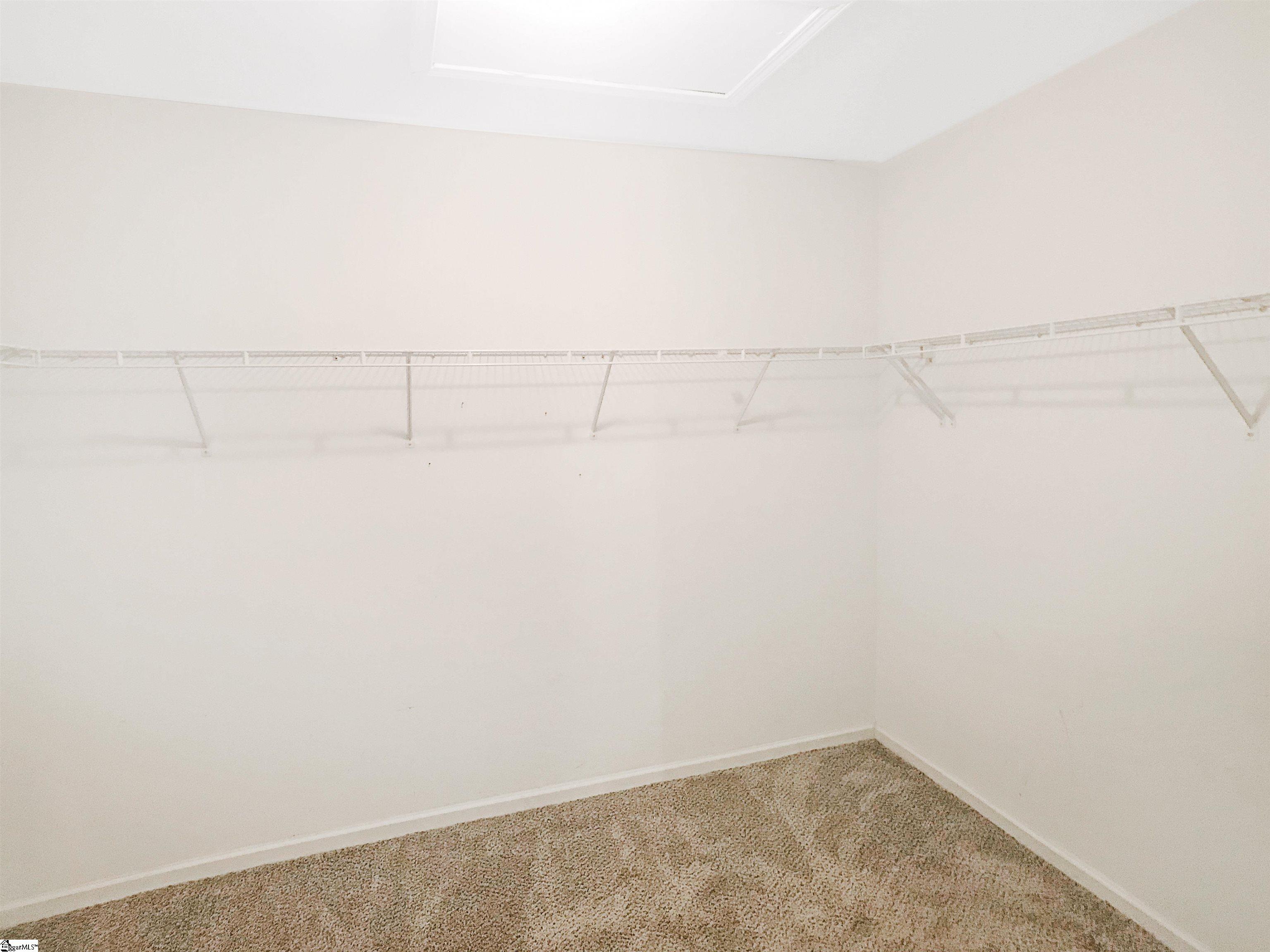 1605824 Property Photo 18