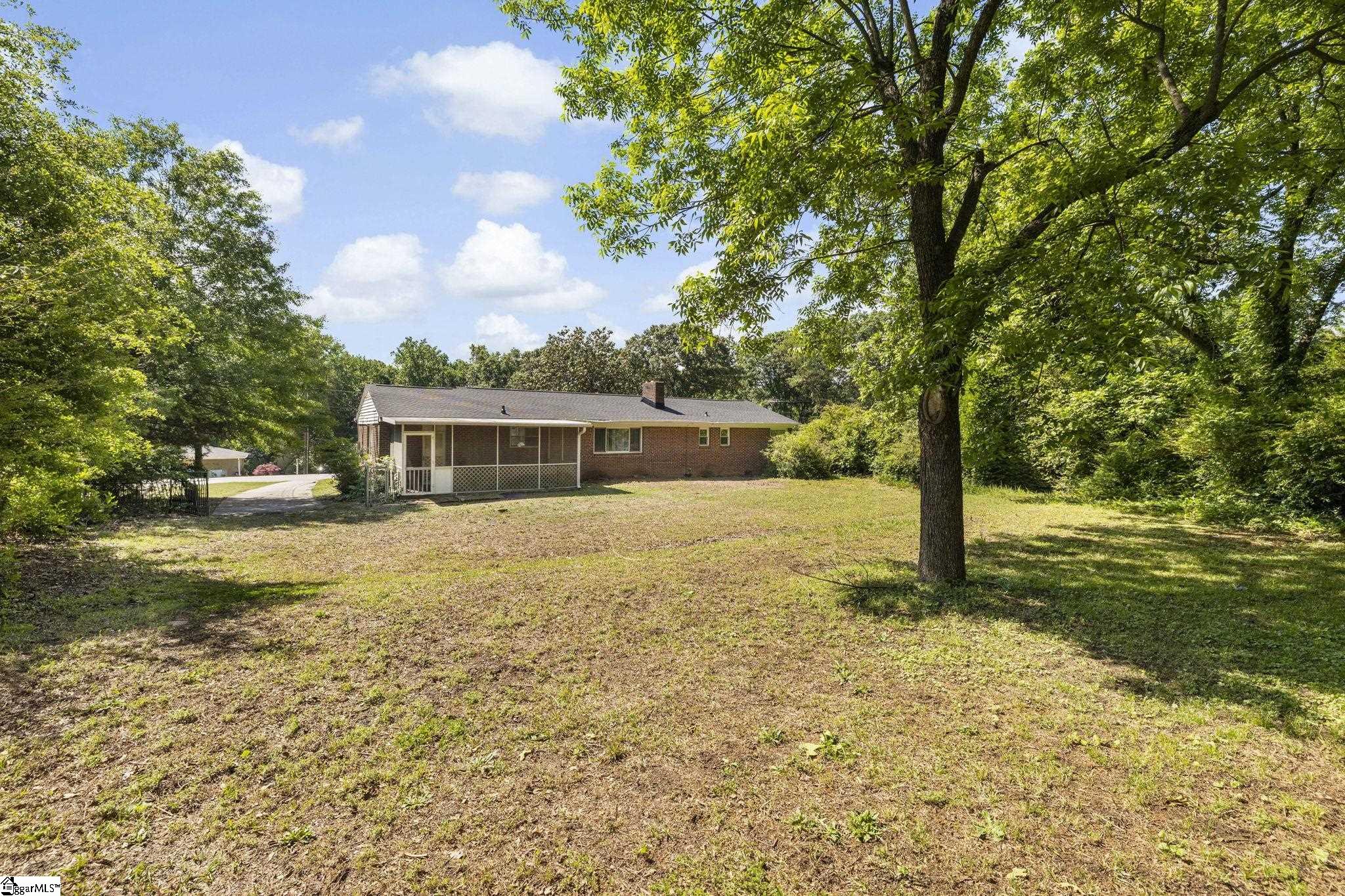 206 Greenbriar Drive Property Photo 30