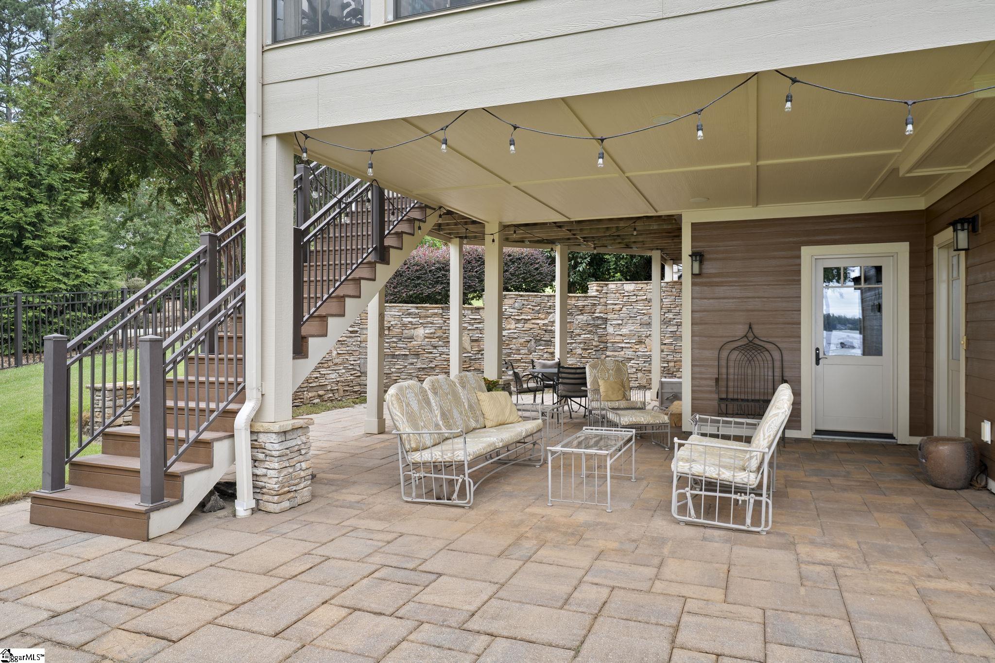 303 Woodgreene Court Property Photo 42