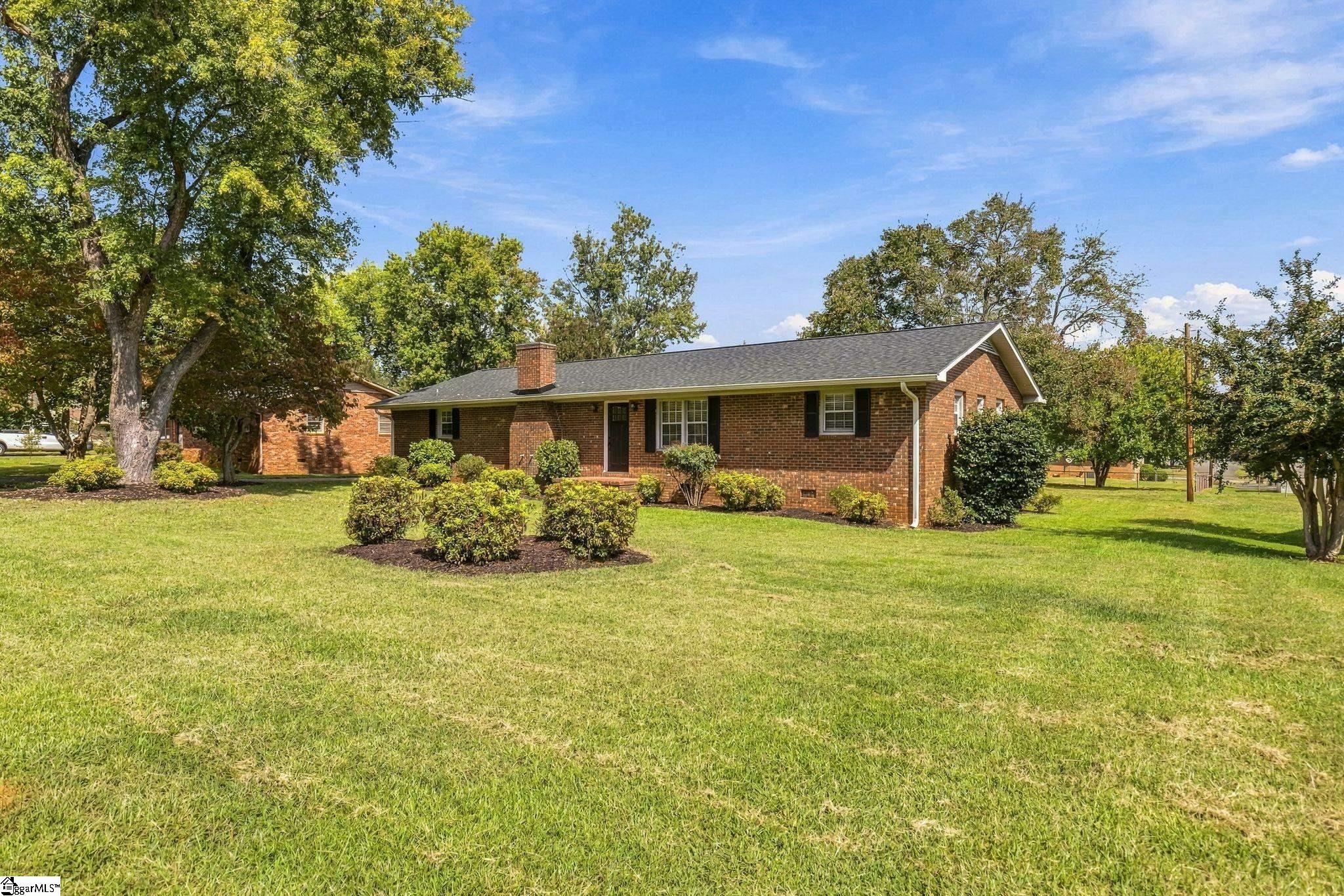 110 Scenic Circle Property Photo 3