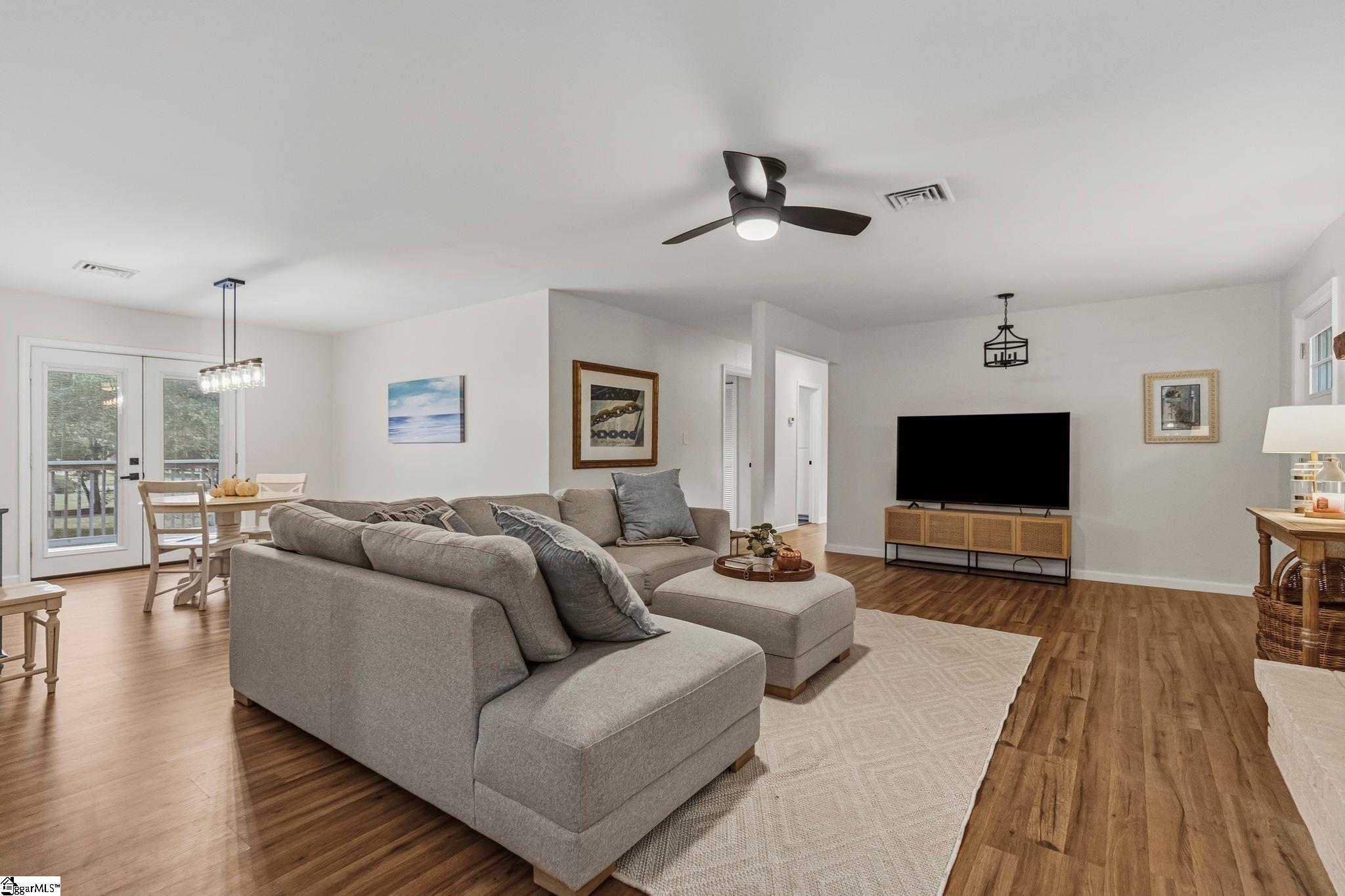 110 Scenic Circle Property Photo 12