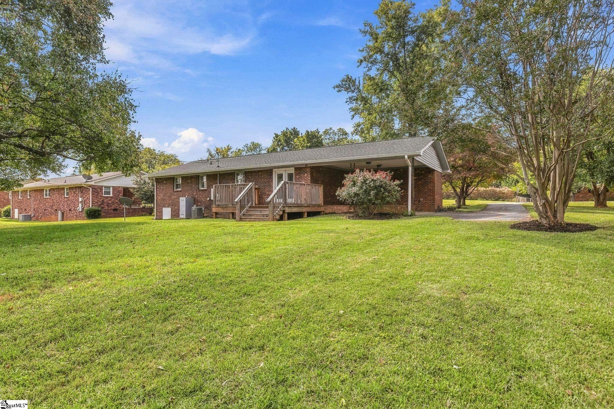 110 Scenic Circle Property Photo 34