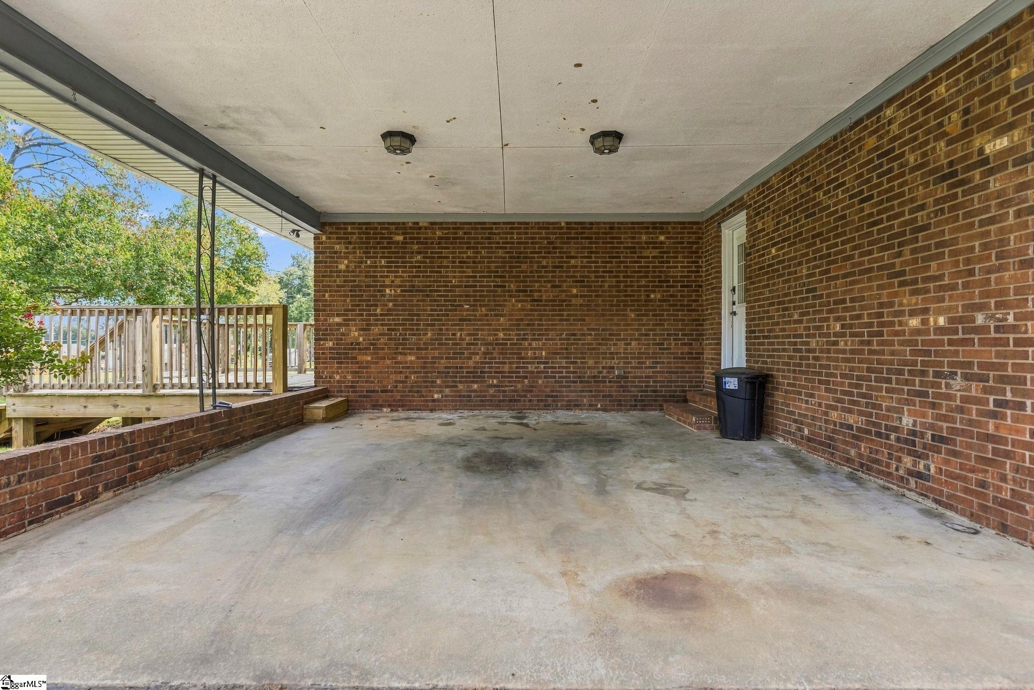 110 Scenic Circle Property Photo 36
