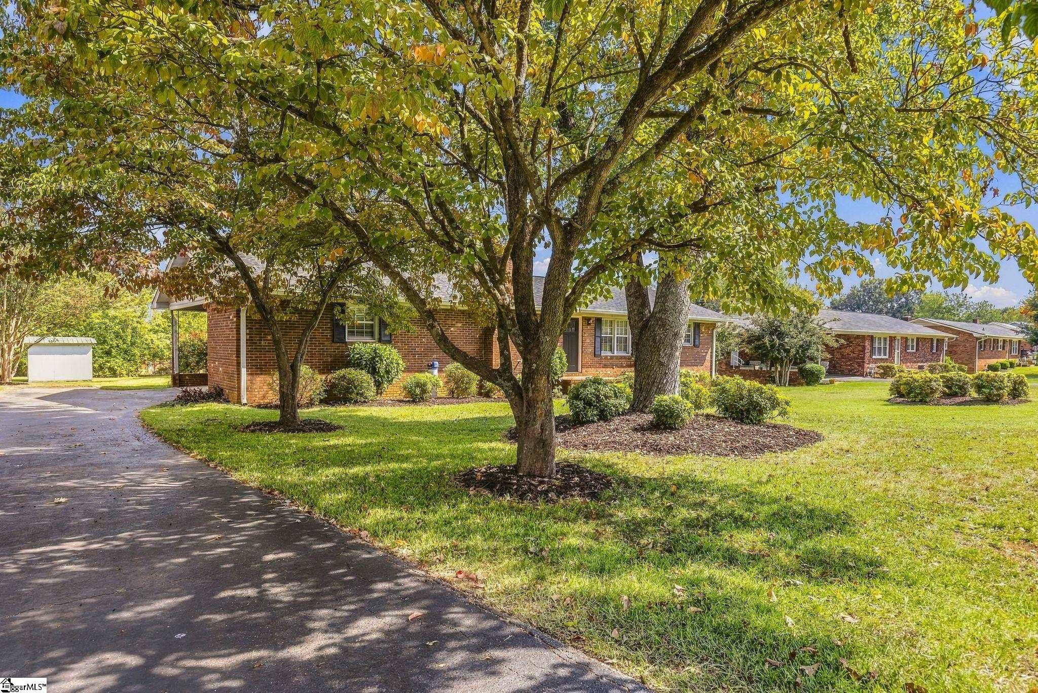 110 Scenic Circle Property Photo 38