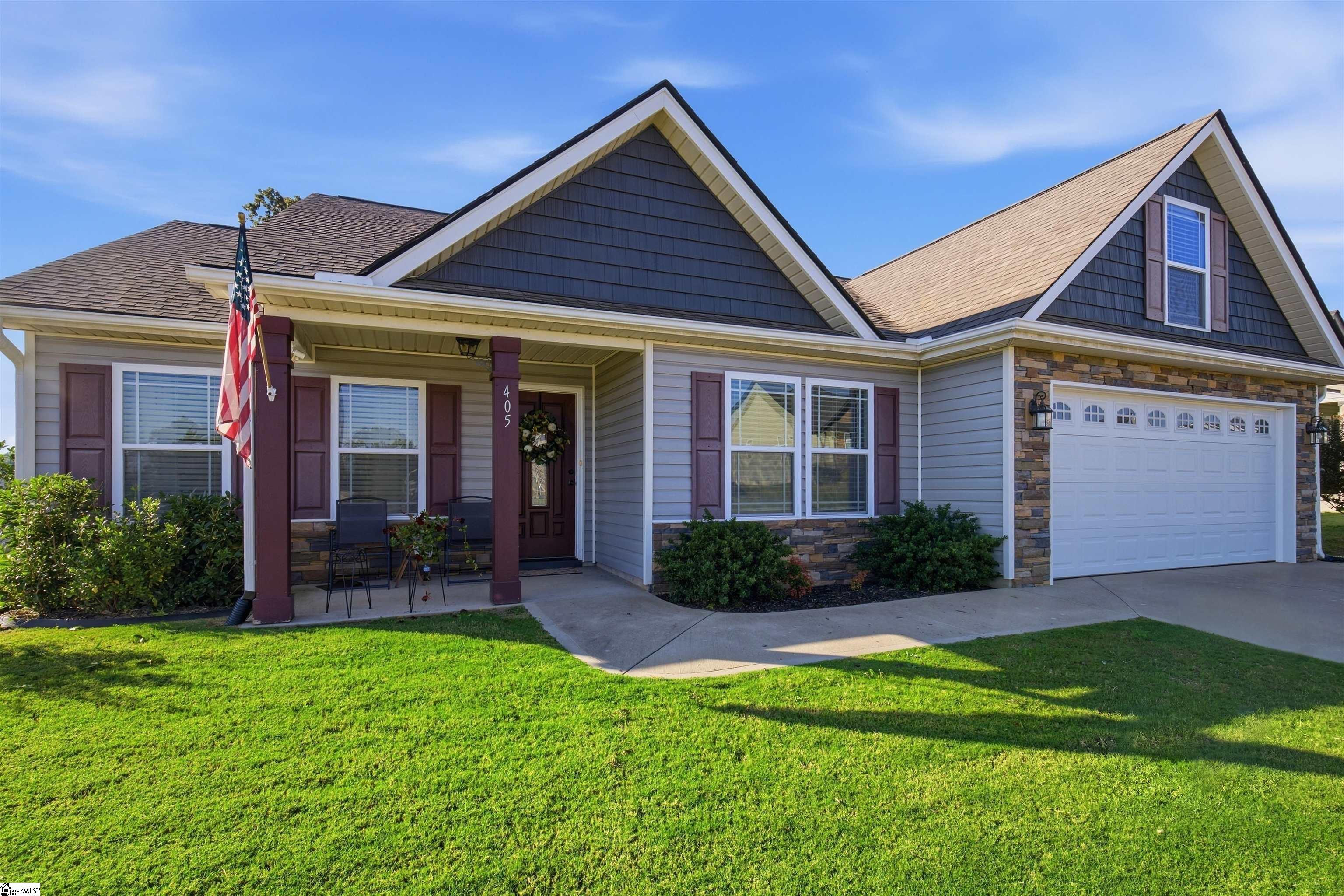 405 Kimbrell Oaks Drive Property Photo 3
