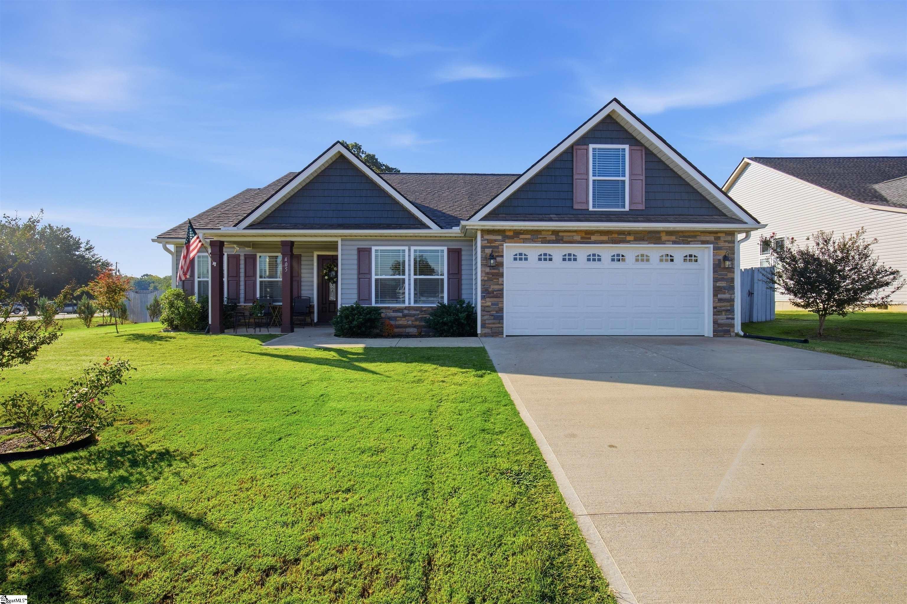 405 Kimbrell Oaks Drive Property Photo 4