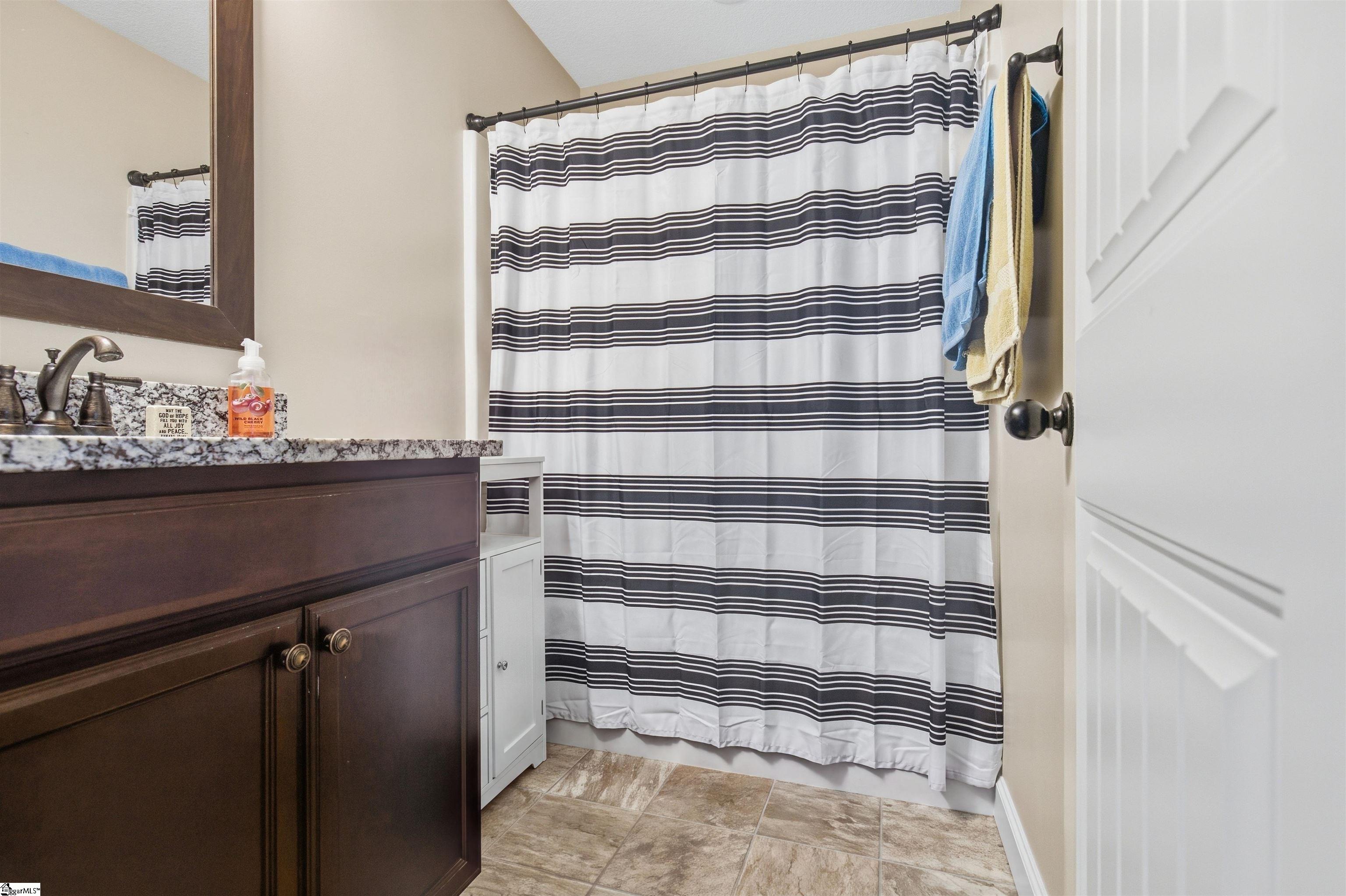 405 Kimbrell Oaks Drive Property Photo 28