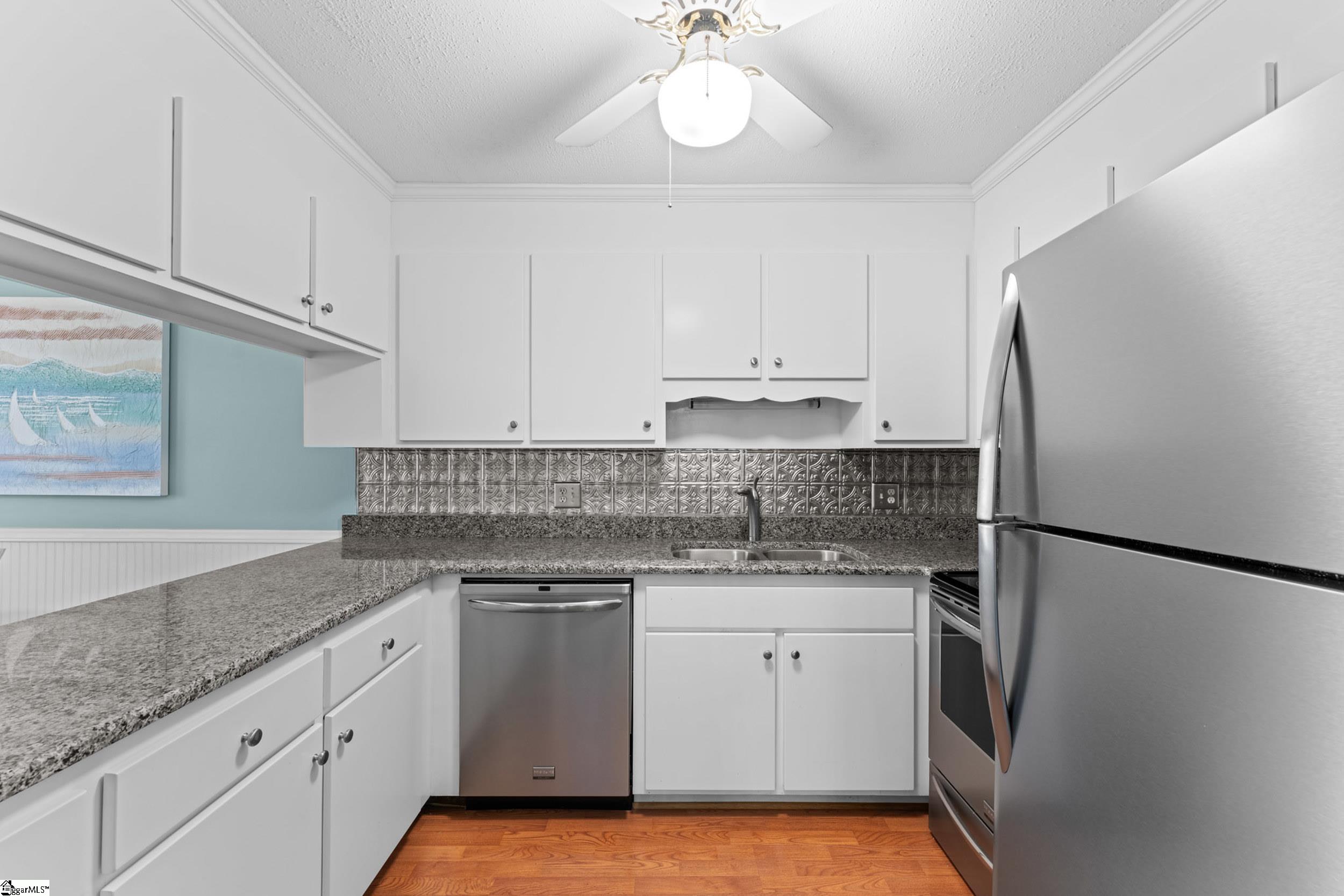 17c Hartwell Villas Property Photo 6