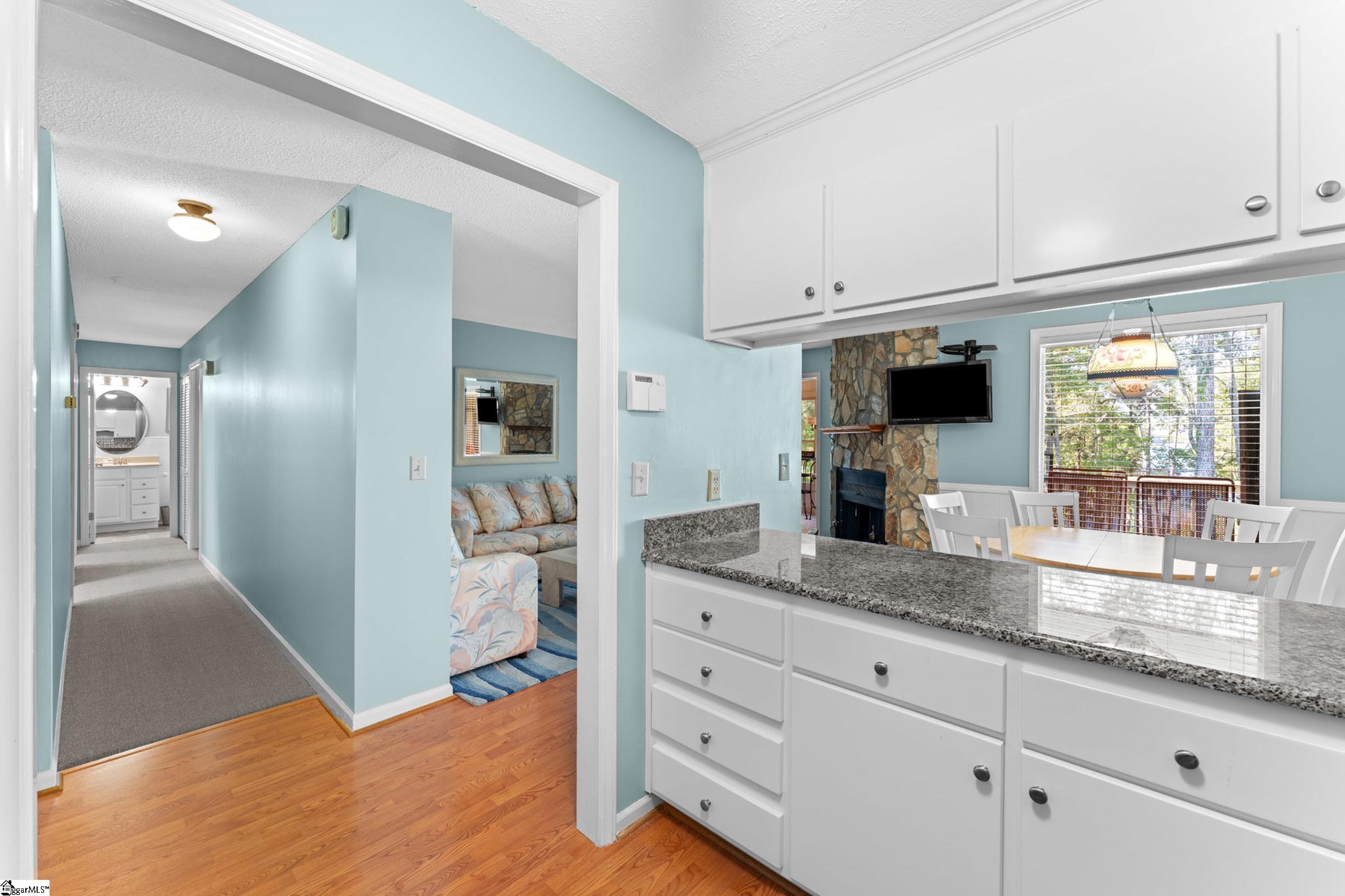 17c Hartwell Villas Property Photo 9