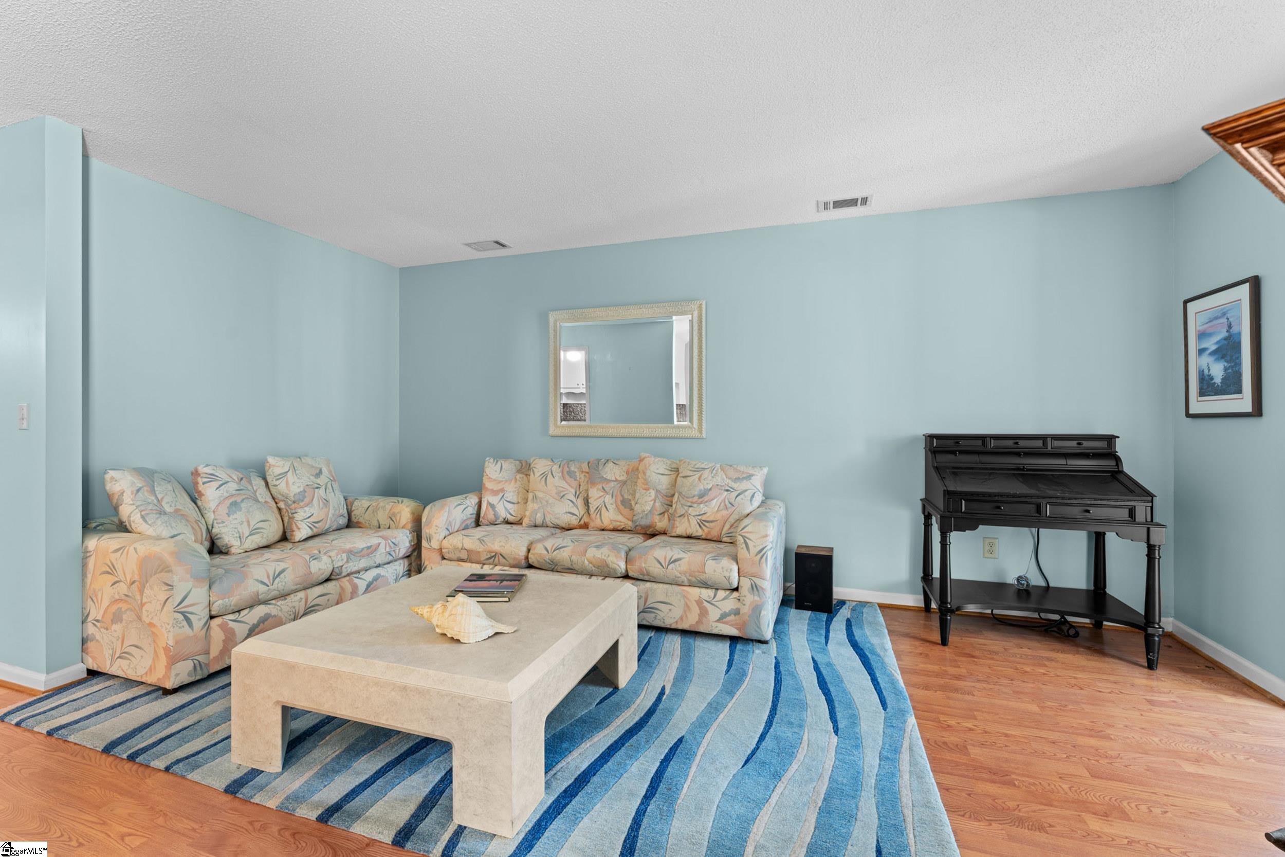 17c Hartwell Villas Property Photo 14