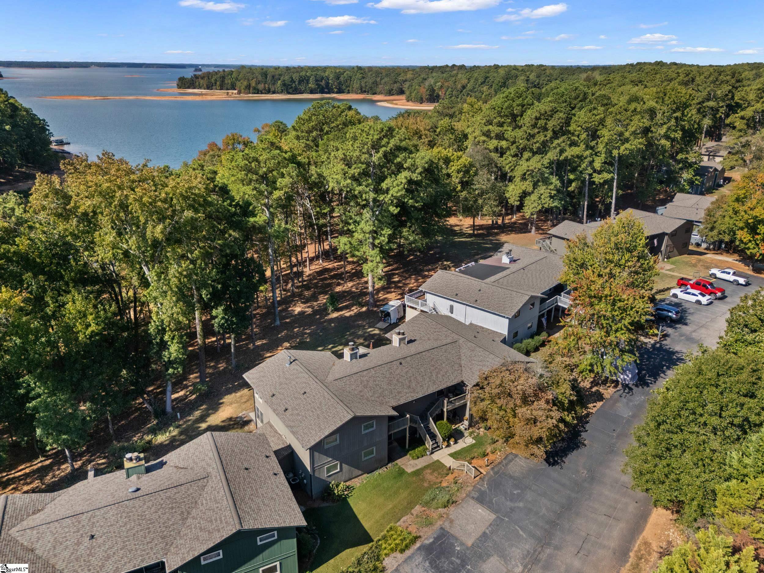 17c Hartwell Villas Property Photo 35