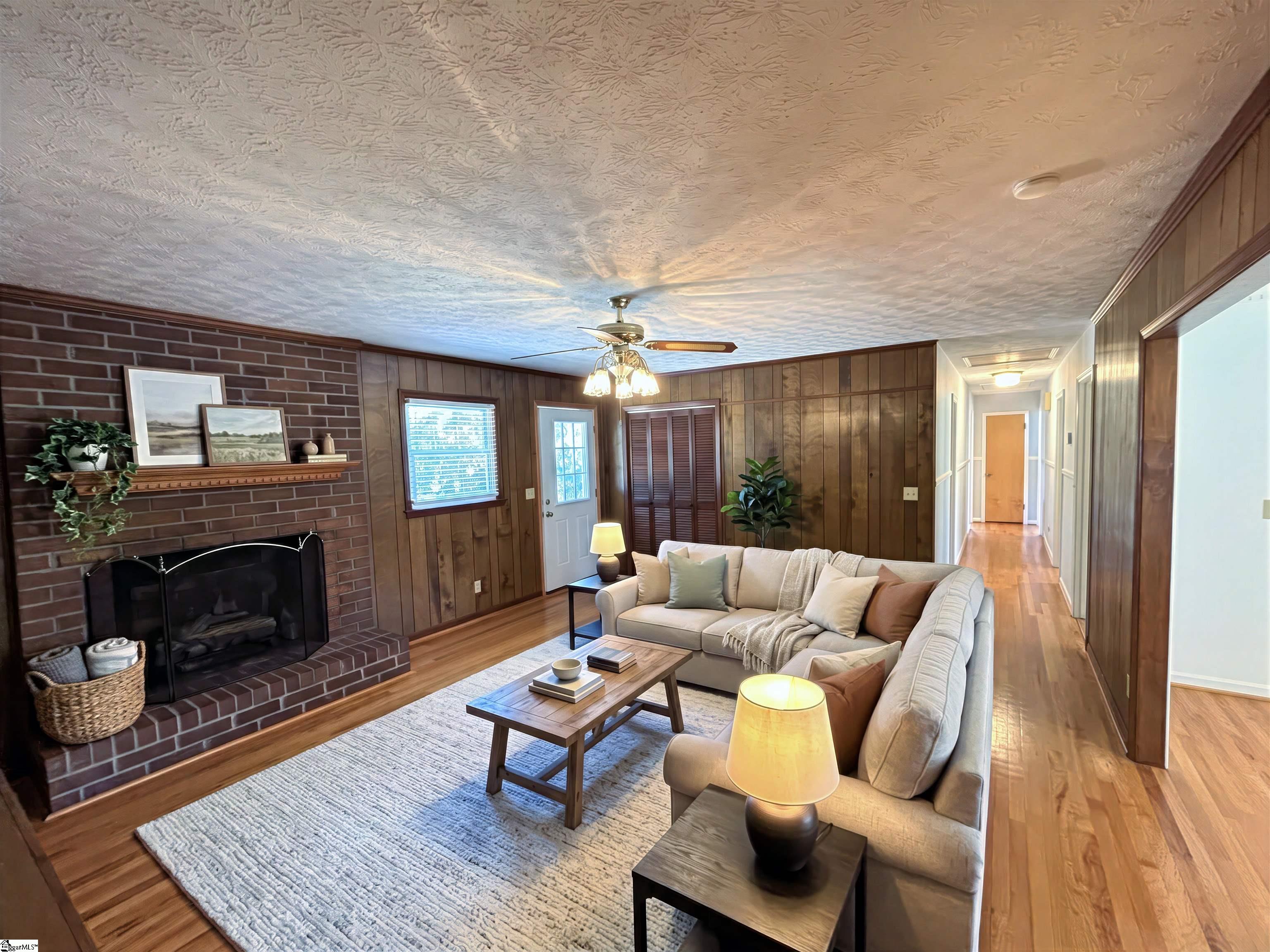 1605904 Property Photo 6