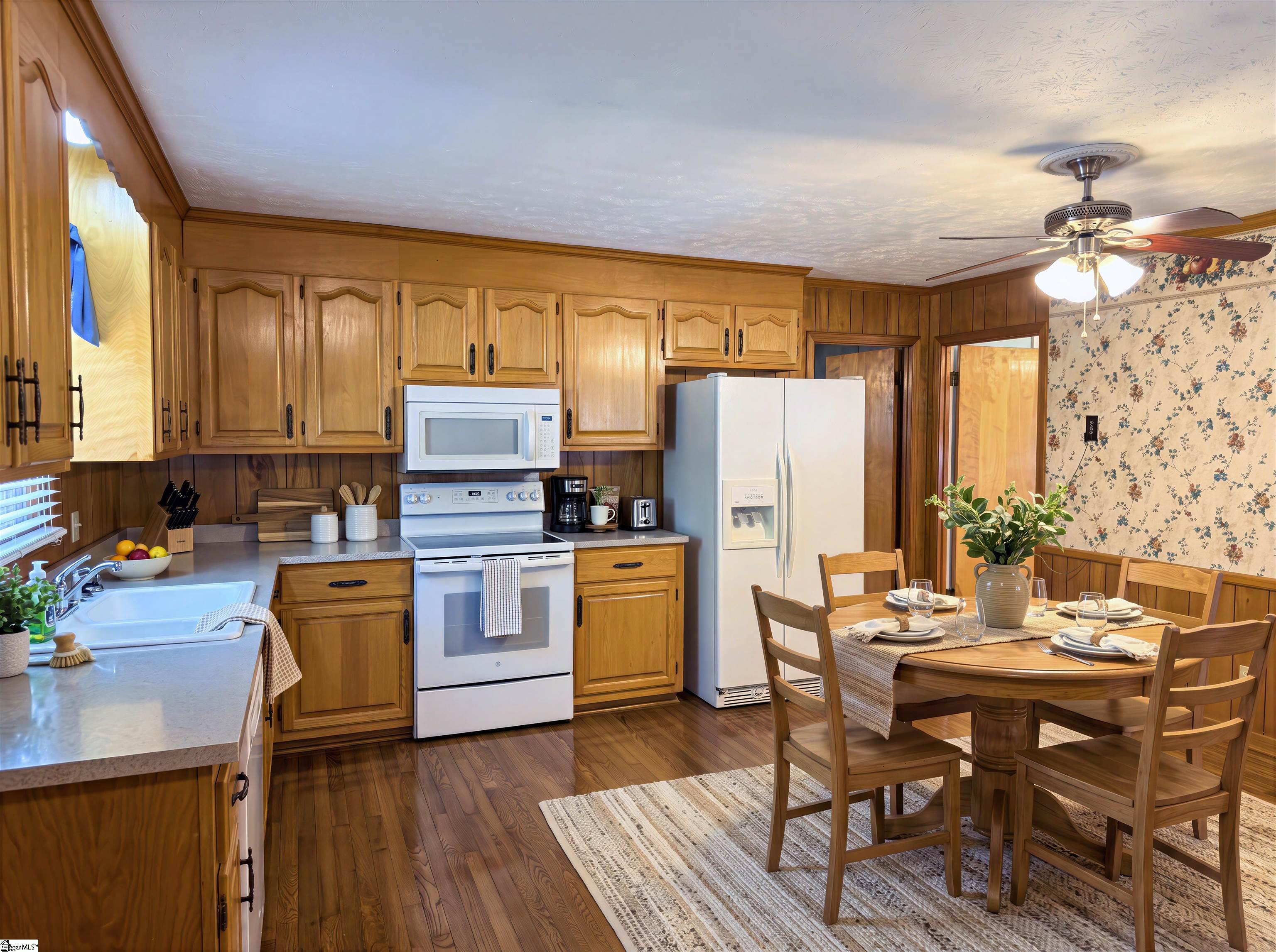 1605904 Property Photo 11