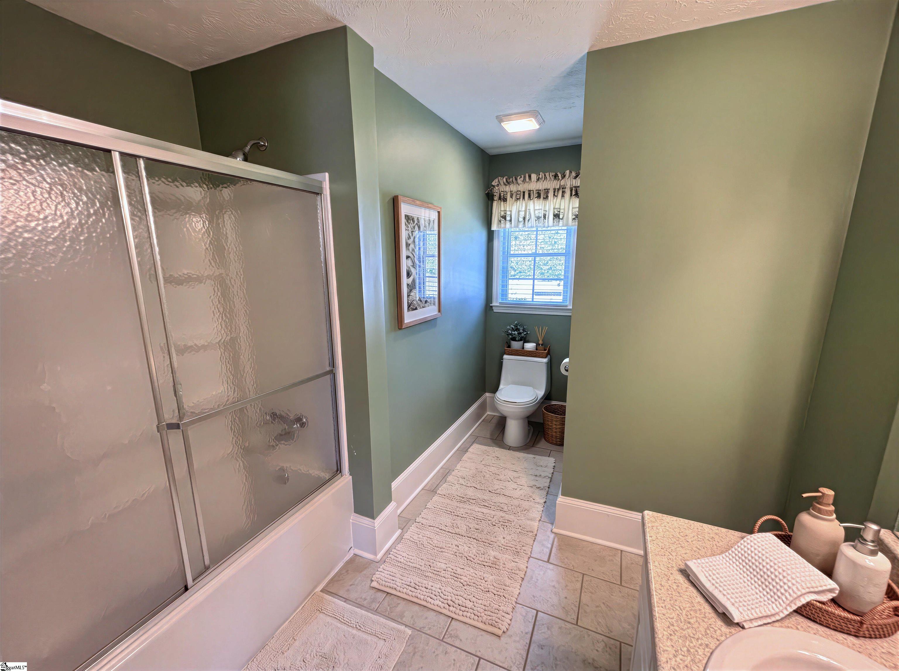 1605904 Property Photo 22